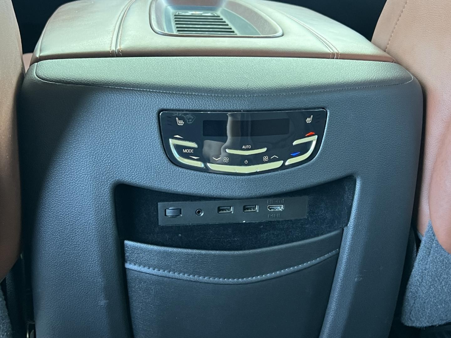 2019 WHITE /Brown Leather Cadillac Escalade Luxury 4WD (1GYS4BKJ8KR) with an 6.2L V8 engine, Automatic transmission, located at 2990 Old Orchard Rd., Jackson, MO, 63755, 37.354214, -89.612106 - 2019 Cadillac Escalade Luxury 135xxx miles 4 Wheel Drive 6.2L V8 Automatic Leather 3rd Row Navigation Rear Entertainment Backup Camera Power/Heated/Cooled Seats Heated Rear Seats Heated Steering Wheel Bluetooth Remote Start Head Up Display Cruise Power Windows/Locks/Mirrors We have - Photo#9