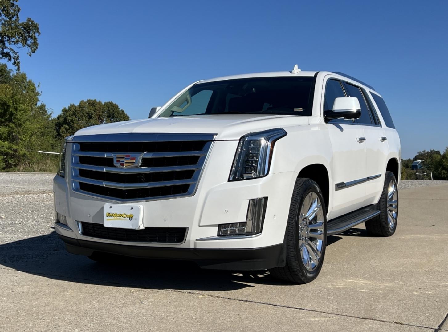 2019 WHITE /Brown Leather Cadillac Escalade Luxury 4WD (1GYS4BKJ8KR) with an 6.2L V8 engine, Automatic transmission, located at 2990 Old Orchard Rd., Jackson, MO, 63755, 37.354214, -89.612106 - 2019 Cadillac Escalade Luxury 135xxx miles 4 Wheel Drive 6.2L V8 Automatic Leather 3rd Row Navigation Rear Entertainment Backup Camera Power/Heated/Cooled Seats Heated Rear Seats Heated Steering Wheel Bluetooth Remote Start Head Up Display Cruise Power Windows/Locks/Mirrors We have - Photo#12