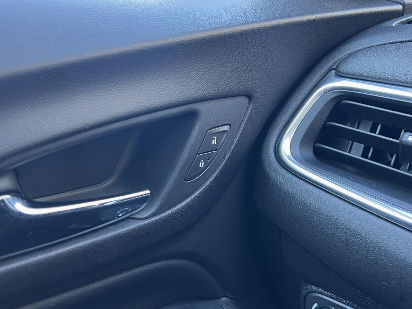 2018 TAN /Gray Cloth Chevrolet Equinox LT 2WD (3GNAXJEV9JS) with an 1.5L 4 Cyl. TURBO engine, Automatic transmission, located at 2990 Old Orchard Rd., Jackson, MO, 63755, 37.354214, -89.612106 - 2018 Chevrolet Equinox LT 1-Owner 157xxx miles Front Wheel Drive 1.5L 4 Cyl. Automatic Backup Camera Heated Seats Power Driver Seat Bluetooth Remote Start Cruise Power Windows/Locks/Mirrors We have financing available and we accept trades! Fill out a credit application on our website or - Photo#29