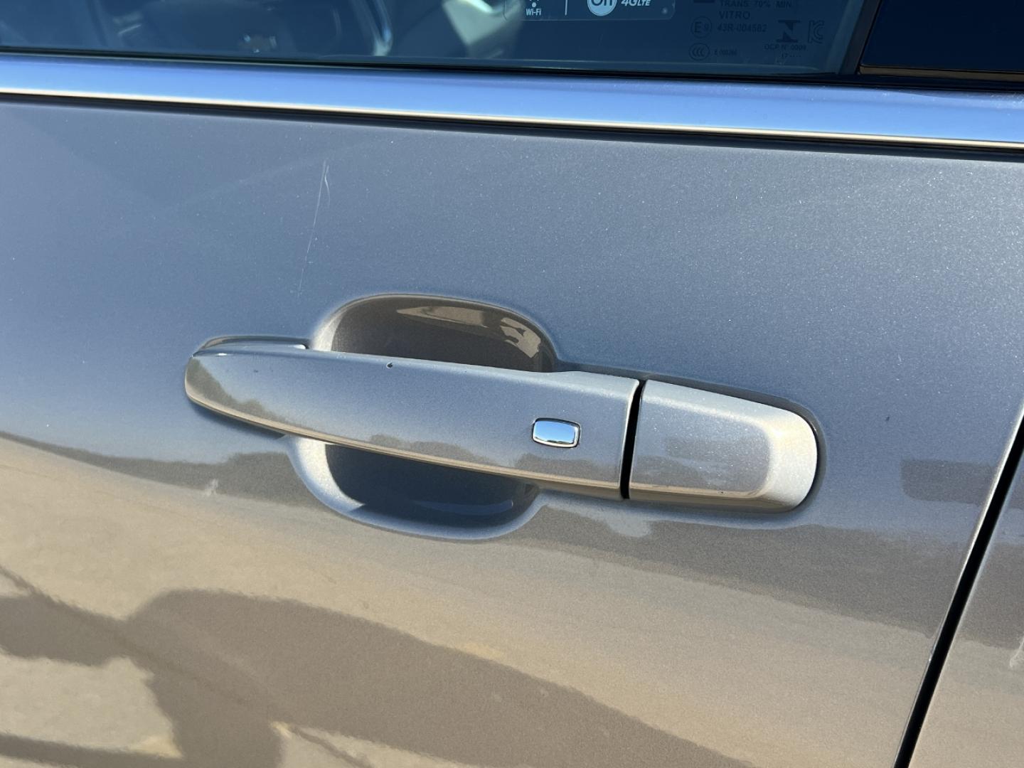 2018 TAN /Gray Cloth Chevrolet Equinox LT 2WD (3GNAXJEV9JS) with an 1.5L 4 Cyl. TURBO engine, Automatic transmission, located at 2990 Old Orchard Rd., Jackson, MO, 63755, 37.354214, -89.612106 - 2018 Chevrolet Equinox LT 1-Owner 157xxx miles Front Wheel Drive 1.5L 4 Cyl. Automatic Backup Camera Heated Seats Power Driver Seat Bluetooth Remote Start Cruise Power Windows/Locks/Mirrors We have financing available and we accept trades! Fill out a credit application on our website or - Photo#33