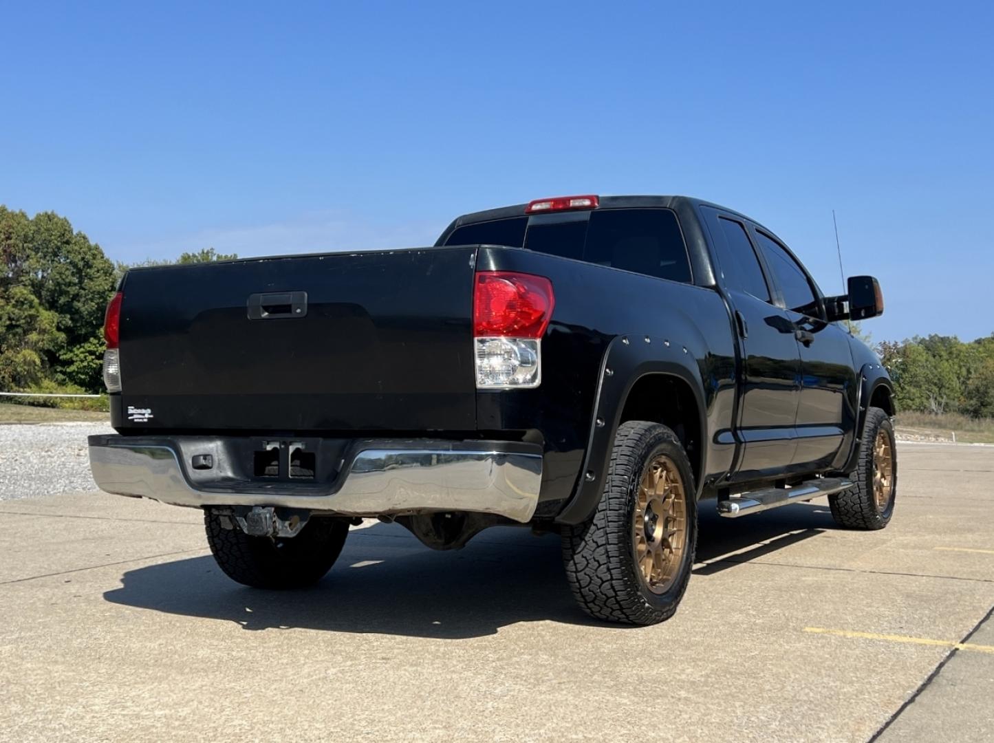 2009 BLACK /Tan Leather Toyota Tundra SR5 5.7L Double Cab 4WD (5TFBV54179X) with an 5.7L V8 engine, Automatic transmission, located at 2990 Old Orchard Rd., Jackson, MO, 63755, 37.354214, -89.612106 - 2009 Toyota Tundra SR5 116xxx miles 4x4 5.7L V8 Automatic Leather Power Driver Seat New Wheels Cruise Power Windows/Locks/Mirrors We have financing available and we accept trades! Fill out a credit application on our website or come by today! If you have any questions, give us a call at ( - Photo#7