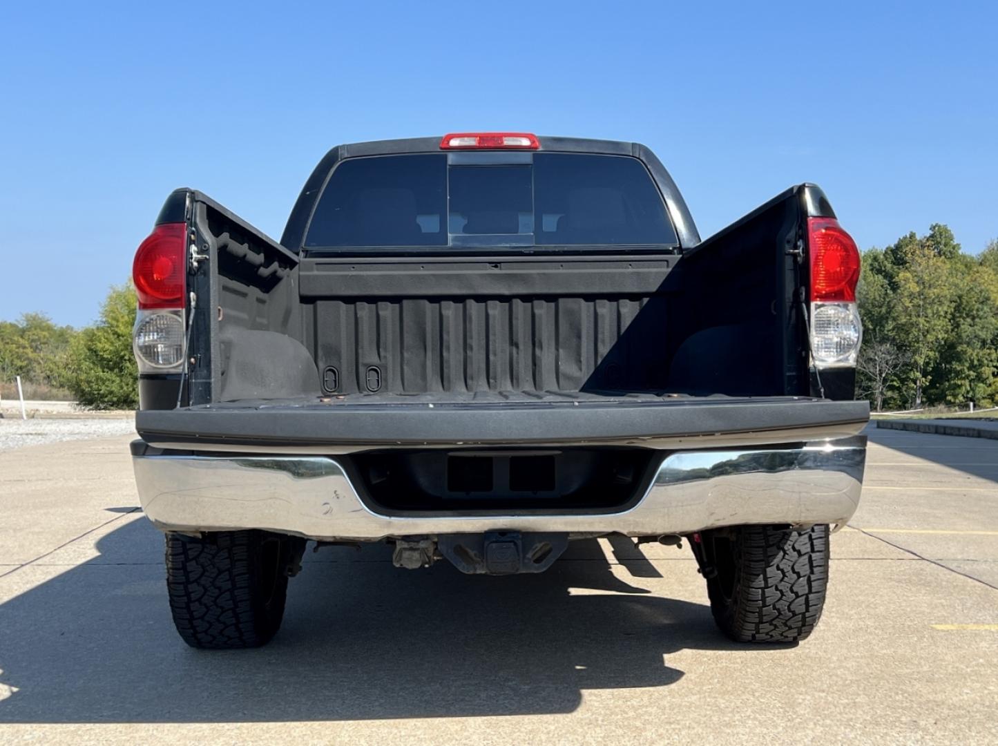 2009 BLACK /Tan Leather Toyota Tundra SR5 5.7L Double Cab 4WD (5TFBV54179X) with an 5.7L V8 engine, Automatic transmission, located at 2990 Old Orchard Rd., Jackson, MO, 63755, 37.354214, -89.612106 - 2009 Toyota Tundra SR5 116xxx miles 4x4 5.7L V8 Automatic Leather Power Driver Seat New Wheels Cruise Power Windows/Locks/Mirrors We have financing available and we accept trades! Fill out a credit application on our website or come by today! If you have any questions, give us a call at ( - Photo#17