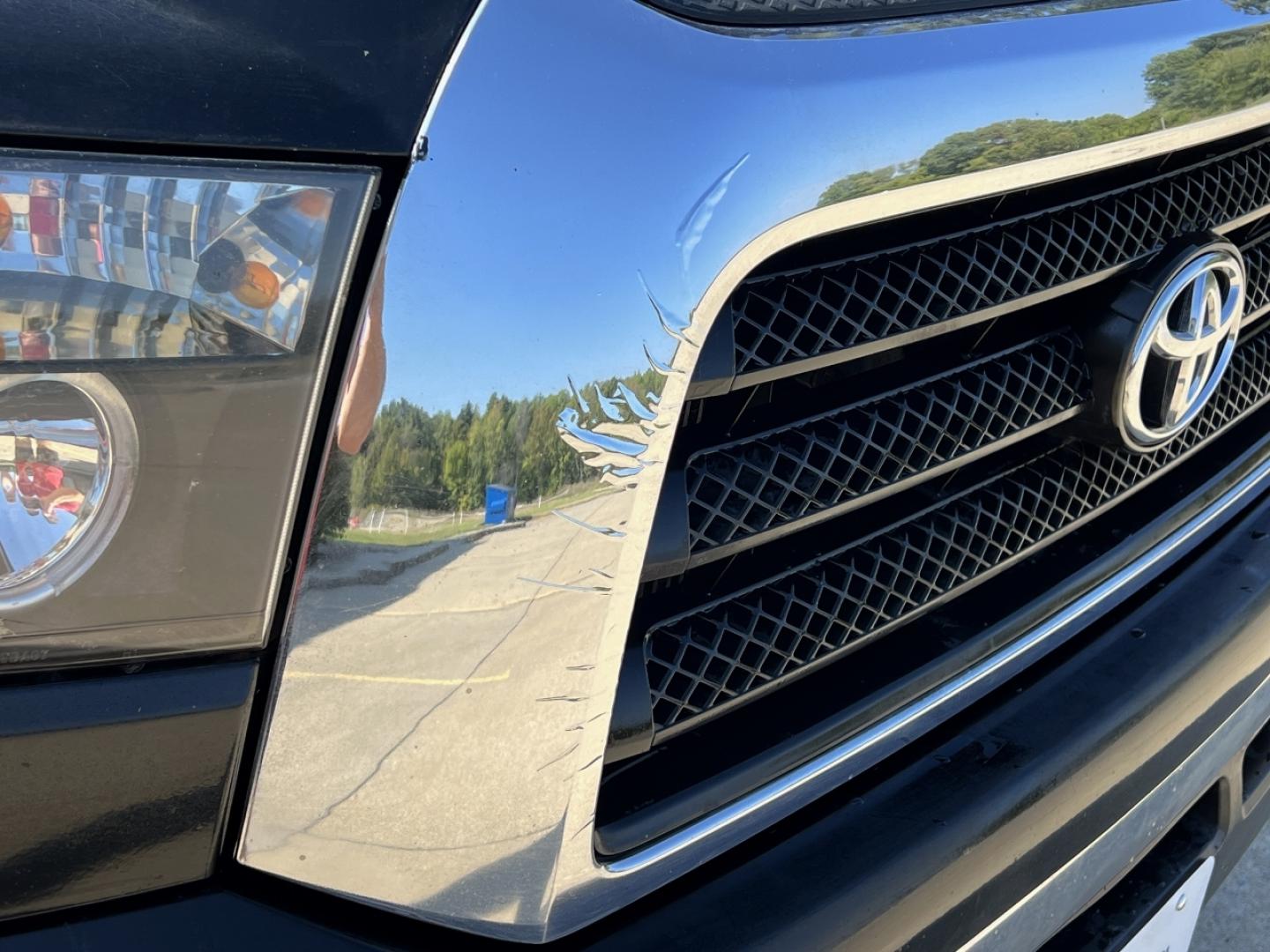 2009 BLACK /Tan Leather Toyota Tundra SR5 5.7L Double Cab 4WD (5TFBV54179X) with an 5.7L V8 engine, Automatic transmission, located at 2990 Old Orchard Rd., Jackson, MO, 63755, 37.354214, -89.612106 - 2009 Toyota Tundra SR5 116xxx miles 4x4 5.7L V8 Automatic Leather Power Driver Seat New Wheels Cruise Power Windows/Locks/Mirrors We have financing available and we accept trades! Fill out a credit application on our website or come by today! If you have any questions, give us a call at ( - Photo#44