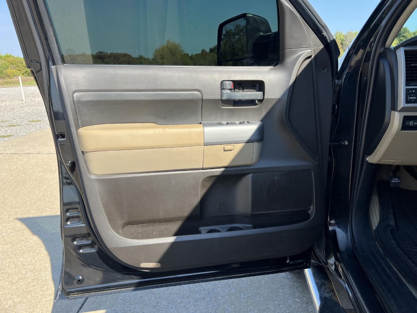 2009 BLACK /Tan Leather Toyota Tundra SR5 5.7L Double Cab 4WD (5TFBV54179X) with an 5.7L V8 engine, Automatic transmission, located at 2990 Old Orchard Rd., Jackson, MO, 63755, 37.354214, -89.612106 - 2009 Toyota Tundra SR5 116xxx miles 4x4 5.7L V8 Automatic Leather Power Driver Seat New Wheels Cruise Power Windows/Locks/Mirrors We have financing available and we accept trades! Fill out a credit application on our website or come by today! If you have any questions, give us a call at ( - Photo#11