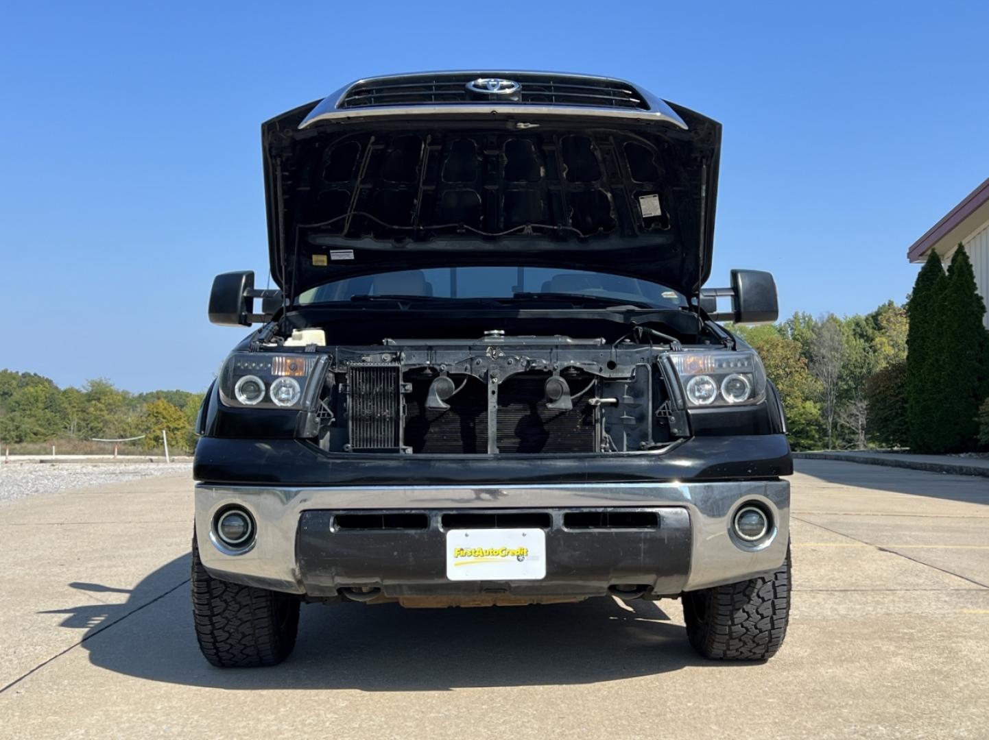 2009 BLACK /Tan Leather Toyota Tundra SR5 5.7L Double Cab 4WD (5TFBV54179X) with an 5.7L V8 engine, Automatic transmission, located at 2990 Old Orchard Rd., Jackson, MO, 63755, 37.354214, -89.612106 - 2009 Toyota Tundra SR5 116xxx miles 4x4 5.7L V8 Automatic Leather Power Driver Seat New Wheels Cruise Power Windows/Locks/Mirrors We have financing available and we accept trades! Fill out a credit application on our website or come by today! If you have any questions, give us a call at ( - Photo#28