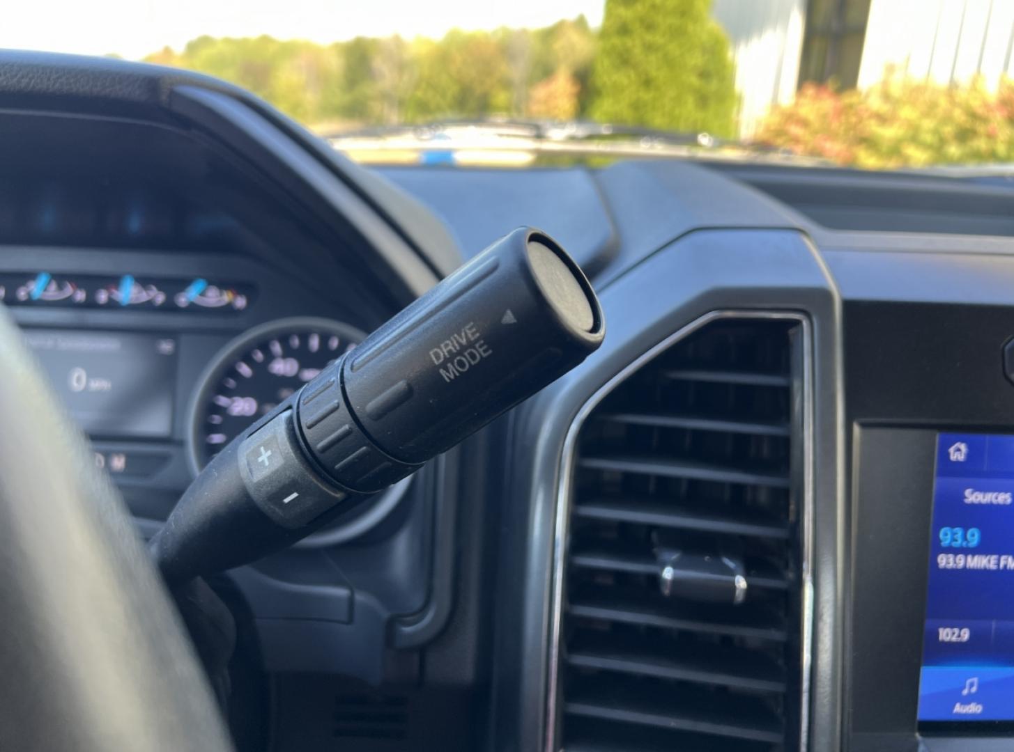 2022 SILVER /Gray Cloth Ford F-250 SD XLT Crew Cab 4WD (1FT7W2BN3NE) with an 7.3L V8 engine, Automatic transmission, located at 2990 Old Orchard Rd., Jackson, MO, 63755, 37.354214, -89.612106 - 2022 Ford F-250 Super Duty XLT 79xxx miles 4x4 7.3L V8 Automatic New Tires Backup Camera Heated Seats Power Driver Seat Bluetooth Cruise Power Windows/Locks/Mirrors We have financing available and we accept trades! Fill out a credit application on our website or come by today! If you ha - Photo#23