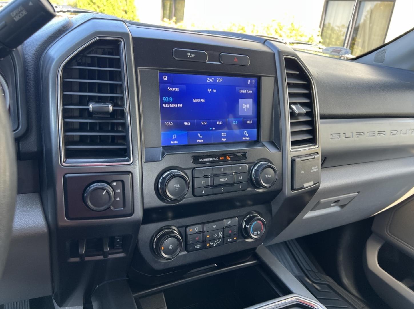 2022 SILVER /Gray Cloth Ford F-250 SD XLT Crew Cab 4WD (1FT7W2BN3NE) with an 7.3L V8 engine, Automatic transmission, located at 2990 Old Orchard Rd., Jackson, MO, 63755, 37.354214, -89.612106 - 2022 Ford F-250 Super Duty XLT 79xxx miles 4x4 7.3L V8 Automatic New Tires Backup Camera Heated Seats Power Driver Seat Bluetooth Cruise Power Windows/Locks/Mirrors We have financing available and we accept trades! Fill out a credit application on our website or come by today! If you ha - Photo#24