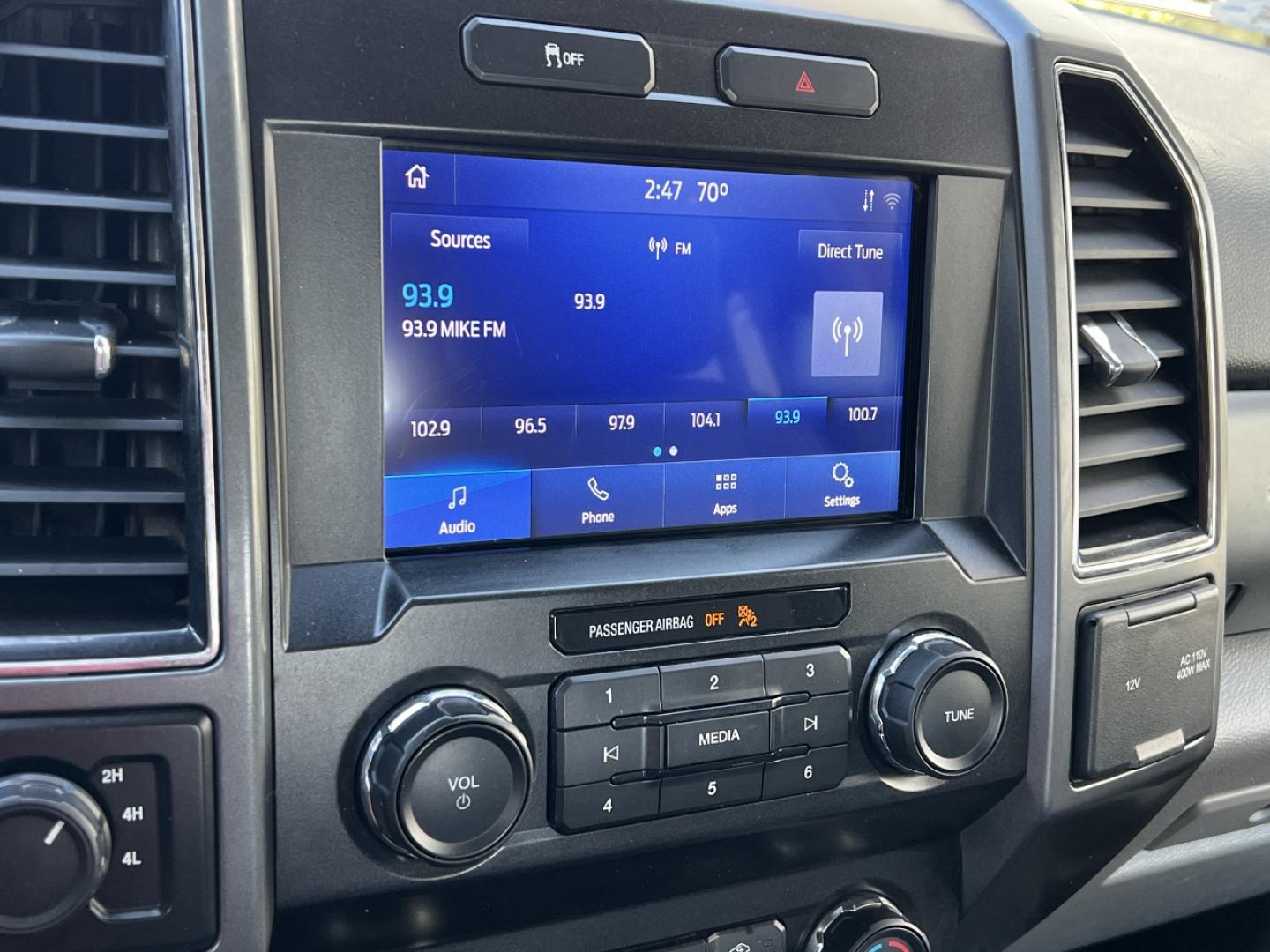 2022 SILVER /Gray Cloth Ford F-250 SD XLT Crew Cab 4WD (1FT7W2BN3NE) with an 7.3L V8 engine, Automatic transmission, located at 2990 Old Orchard Rd., Jackson, MO, 63755, 37.354214, -89.612106 - 2022 Ford F-250 Super Duty XLT 79xxx miles 4x4 7.3L V8 Automatic New Tires Backup Camera Heated Seats Power Driver Seat Bluetooth Cruise Power Windows/Locks/Mirrors We have financing available and we accept trades! Fill out a credit application on our website or come by today! If you ha - Photo#25