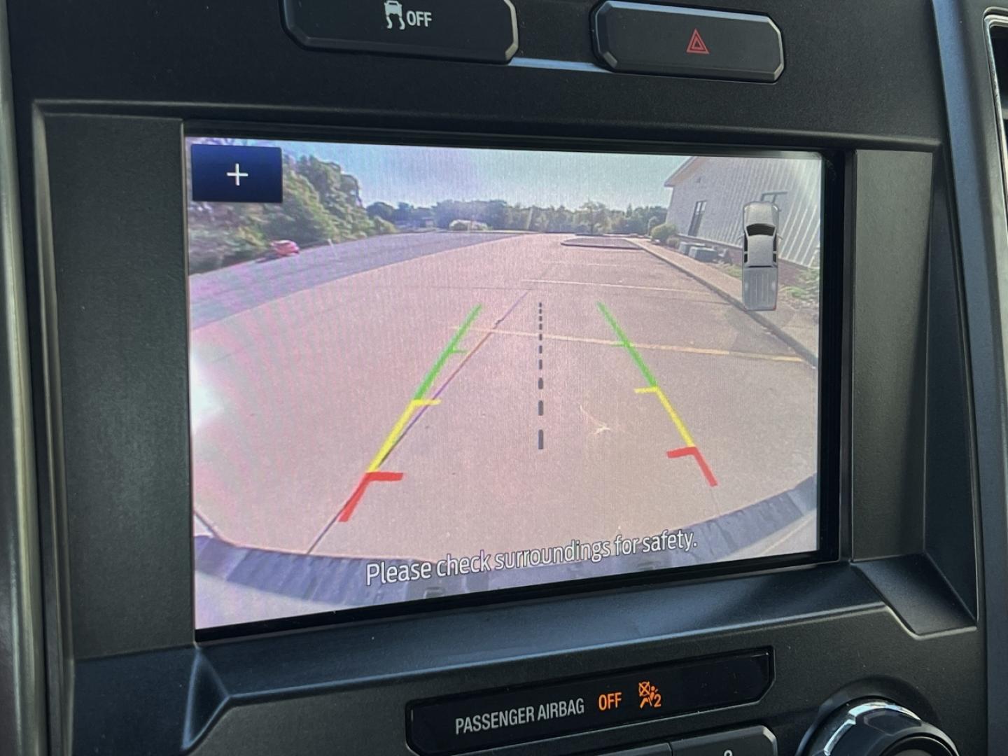 2022 SILVER /Gray Cloth Ford F-250 SD XLT Crew Cab 4WD (1FT7W2BN3NE) with an 7.3L V8 engine, Automatic transmission, located at 2990 Old Orchard Rd., Jackson, MO, 63755, 37.354214, -89.612106 - 2022 Ford F-250 Super Duty XLT 79xxx miles 4x4 7.3L V8 Automatic New Tires Backup Camera Heated Seats Power Driver Seat Bluetooth Cruise Power Windows/Locks/Mirrors We have financing available and we accept trades! Fill out a credit application on our website or come by today! If you ha - Photo#3