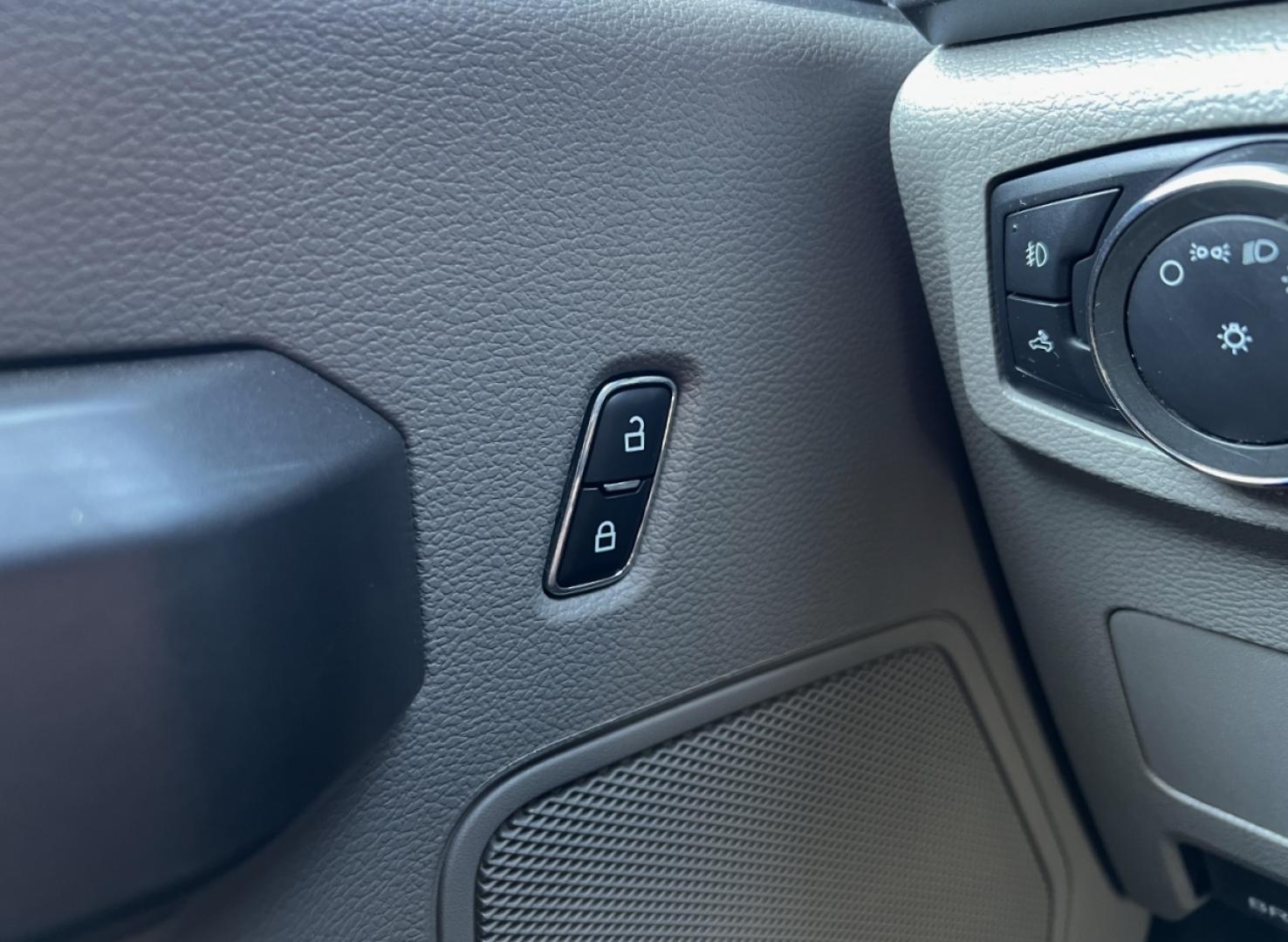 2022 SILVER /Gray Cloth Ford F-250 SD XLT Crew Cab 4WD (1FT7W2BN3NE) with an 7.3L V8 engine, Automatic transmission, located at 2990 Old Orchard Rd., Jackson, MO, 63755, 37.354214, -89.612106 - 2022 Ford F-250 Super Duty XLT 79xxx miles 4x4 7.3L V8 Automatic New Tires Backup Camera Heated Seats Power Driver Seat Bluetooth Cruise Power Windows/Locks/Mirrors We have financing available and we accept trades! Fill out a credit application on our website or come by today! If you ha - Photo#28