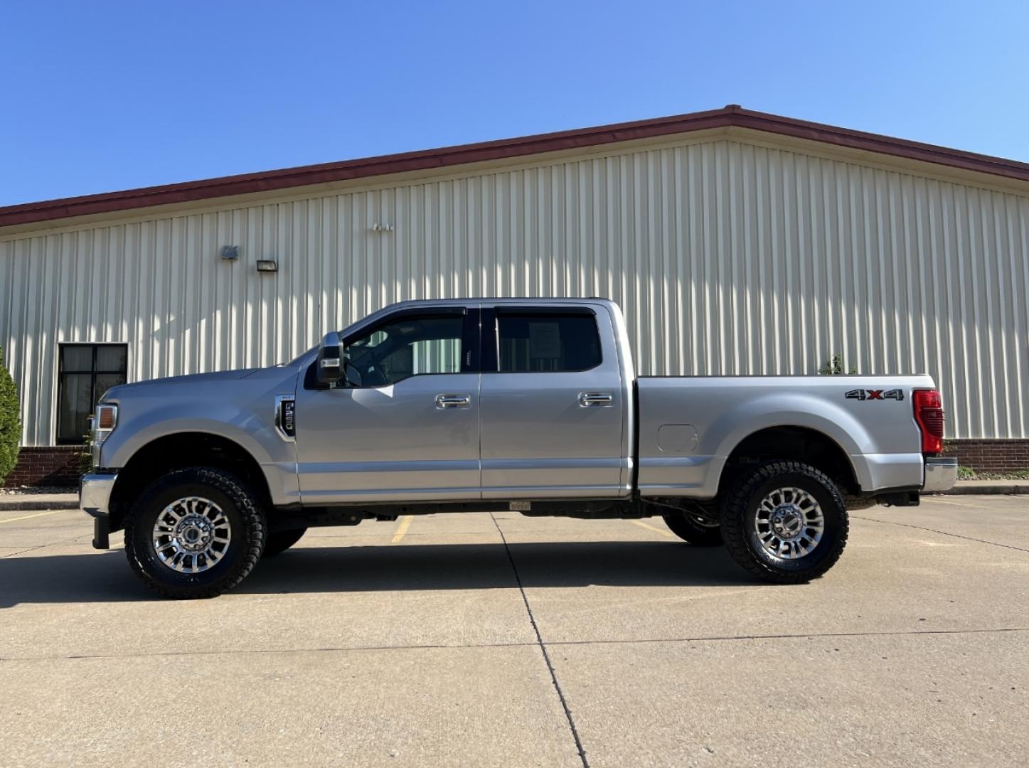 2022 SILVER /Gray Cloth Ford F-250 SD XLT Crew Cab 4WD (1FT7W2BN3NE) with an 7.3L V8 engine, Automatic transmission, located at 2990 Old Orchard Rd., Jackson, MO, 63755, 37.354214, -89.612106 - 2022 Ford F-250 Super Duty XLT 79xxx miles 4x4 7.3L V8 Automatic New Tires Backup Camera Heated Seats Power Driver Seat Bluetooth Cruise Power Windows/Locks/Mirrors We have financing available and we accept trades! Fill out a credit application on our website or come by today! If you ha - Photo#7