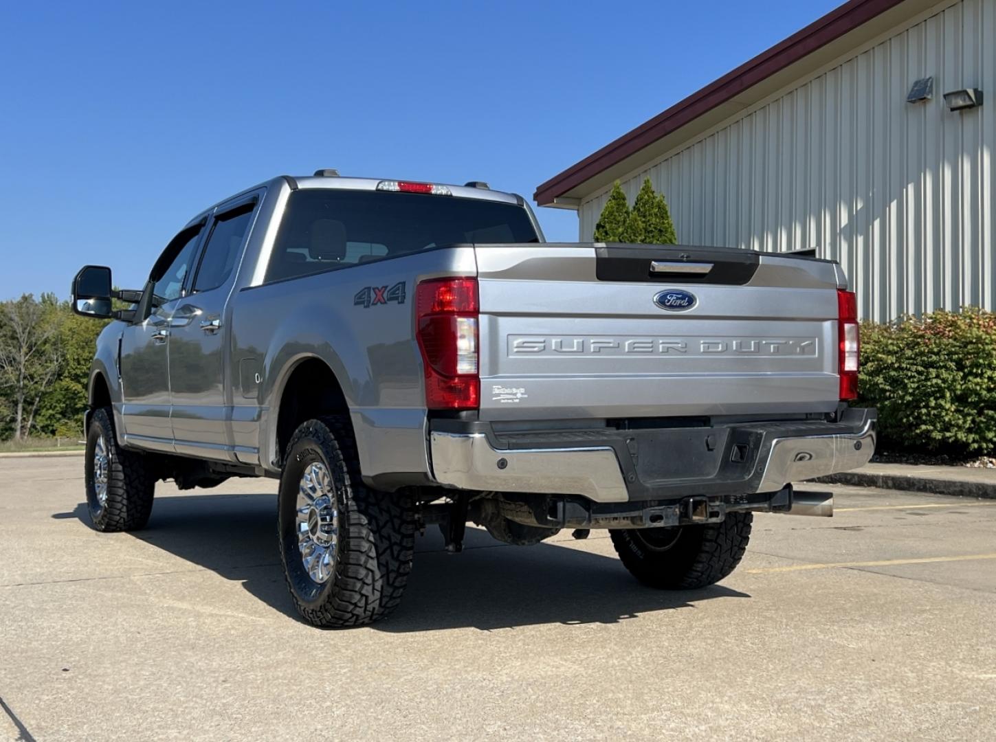 2022 SILVER /Gray Cloth Ford F-250 SD XLT Crew Cab 4WD (1FT7W2BN3NE) with an 7.3L V8 engine, Automatic transmission, located at 2990 Old Orchard Rd., Jackson, MO, 63755, 37.354214, -89.612106 - 2022 Ford F-250 Super Duty XLT 79xxx miles 4x4 7.3L V8 Automatic New Tires Backup Camera Heated Seats Power Driver Seat Bluetooth Cruise Power Windows/Locks/Mirrors We have financing available and we accept trades! Fill out a credit application on our website or come by today! If you ha - Photo#10