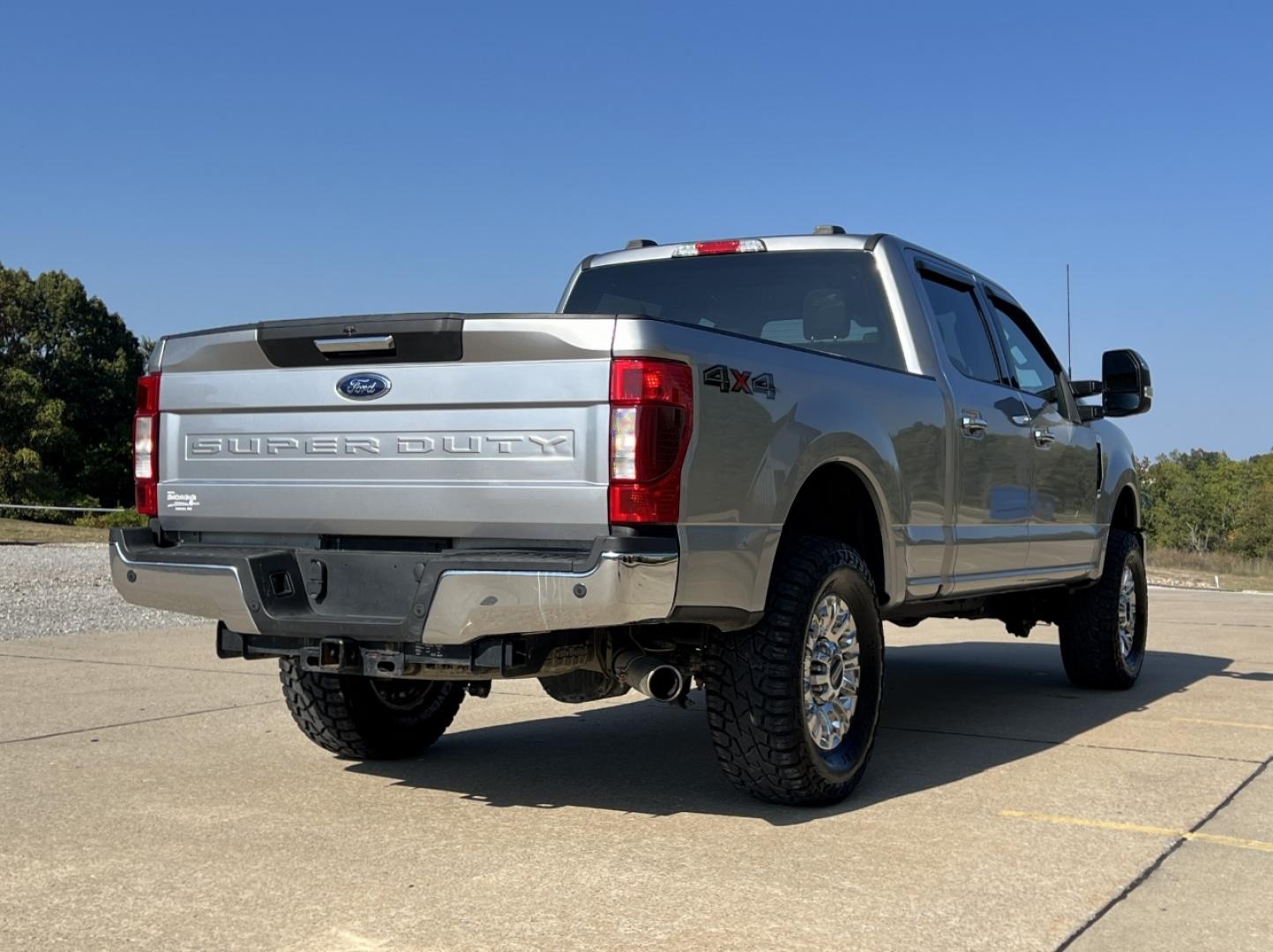 2022 SILVER /Gray Cloth Ford F-250 SD XLT Crew Cab 4WD (1FT7W2BN3NE) with an 7.3L V8 engine, Automatic transmission, located at 2990 Old Orchard Rd., Jackson, MO, 63755, 37.354214, -89.612106 - 2022 Ford F-250 Super Duty XLT 79xxx miles 4x4 7.3L V8 Automatic New Tires Backup Camera Heated Seats Power Driver Seat Bluetooth Cruise Power Windows/Locks/Mirrors We have financing available and we accept trades! Fill out a credit application on our website or come by today! If you ha - Photo#9