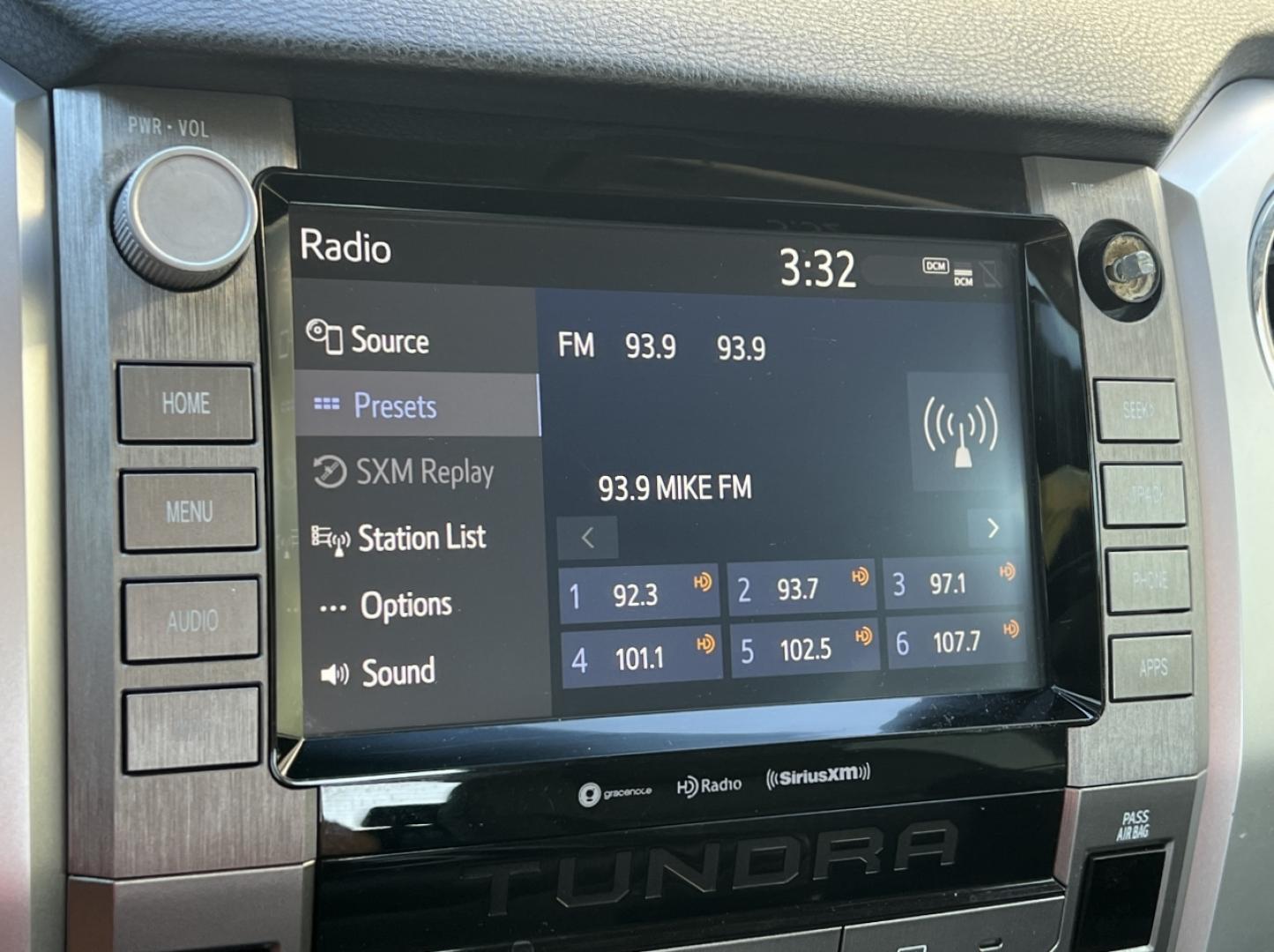 2020 BLACK /Gray Cloth Toyota Tundra SR5 5.7L V8 CrewMax 4WD (5TFDY5F13LX) with an 5.7L V8 engine, Automatic transmission, located at 2990 Old Orchard Rd., Jackson, MO, 63755, 37.354214, -89.612106 - 2020 Toyota Tundra SR5 88xxx miles 4x4 5.7L V8 Automatic Backup Camera Bluetooth Cruise Power Windows/Locks/Mirrors We have financing available and we accept trades! Fill out a credit application on our website or come by today! If you have any questions, give us a call at (573) 204-7777 o - Photo#25