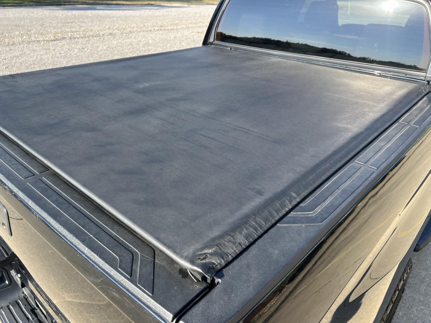 2020 BLACK /Gray Cloth Toyota Tundra SR5 5.7L V8 CrewMax 4WD (5TFDY5F13LX) with an 5.7L V8 engine, Automatic transmission, located at 2990 Old Orchard Rd., Jackson, MO, 63755, 37.354214, -89.612106 - 2020 Toyota Tundra SR5 88xxx miles 4x4 5.7L V8 Automatic Backup Camera Bluetooth Cruise Power Windows/Locks/Mirrors We have financing available and we accept trades! Fill out a credit application on our website or come by today! If you have any questions, give us a call at (573) 204-7777 o - Photo#19