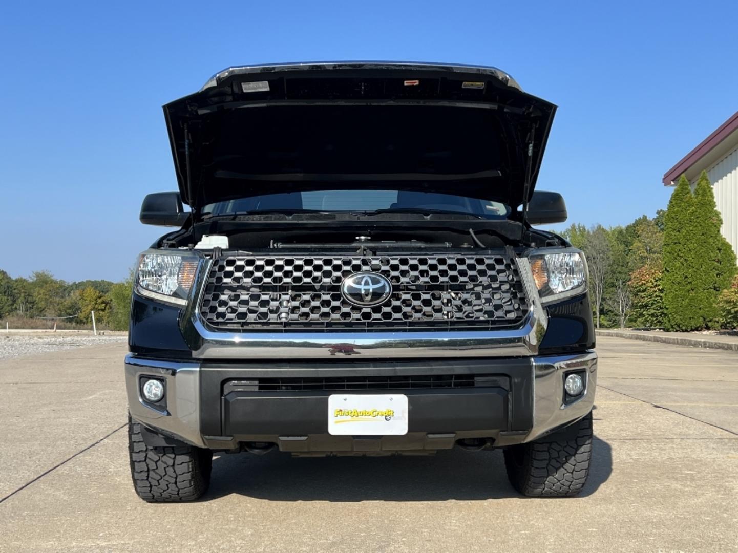 2020 BLACK /Gray Cloth Toyota Tundra SR5 5.7L V8 CrewMax 4WD (5TFDY5F13LX) with an 5.7L V8 engine, Automatic transmission, located at 2990 Old Orchard Rd., Jackson, MO, 63755, 37.354214, -89.612106 - 2020 Toyota Tundra SR5 88xxx miles 4x4 5.7L V8 Automatic Backup Camera Bluetooth Cruise Power Windows/Locks/Mirrors We have financing available and we accept trades! Fill out a credit application on our website or come by today! If you have any questions, give us a call at (573) 204-7777 o - Photo#31
