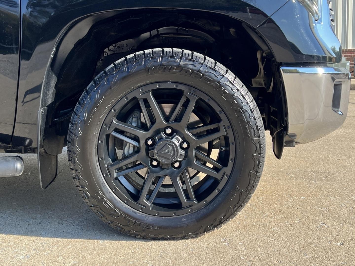 2020 BLACK /Gray Cloth Toyota Tundra SR5 5.7L V8 CrewMax 4WD (5TFDY5F13LX) with an 5.7L V8 engine, Automatic transmission, located at 2990 Old Orchard Rd., Jackson, MO, 63755, 37.354214, -89.612106 - 2020 Toyota Tundra SR5 88xxx miles 4x4 5.7L V8 Automatic Backup Camera Bluetooth Cruise Power Windows/Locks/Mirrors We have financing available and we accept trades! Fill out a credit application on our website or come by today! If you have any questions, give us a call at (573) 204-7777 o - Photo#37