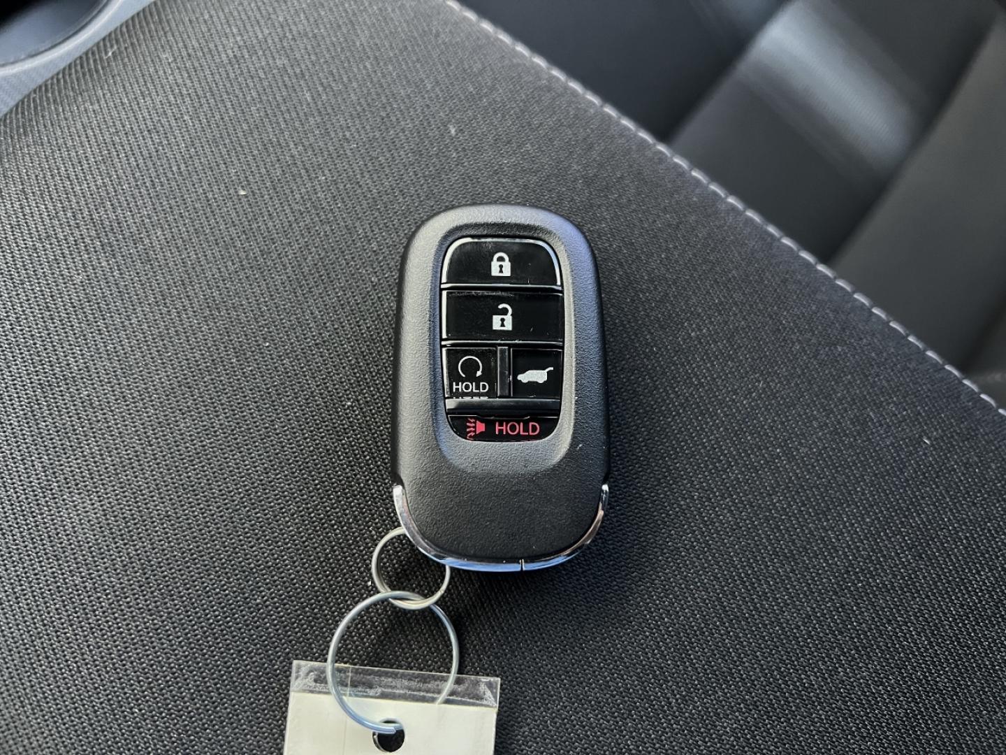 2024 GRAY /Black Cloth Honda Civic Sport Hatchback CVT (19XFL2H87RE) with an 2.0L 4 Cyl. TURBO engine, Automatic transmission, located at 2990 Old Orchard Rd., Jackson, MO, 63755, 37.354214, -89.612106 - 2024 Honda Civic Sport Local 1-Owner Only 10xxx miles Front Wheel Drive 2.0L 4 Cyl. Automatic Backup Camera Bluetooth Remote Start Cruise Power Windows/Locks/Mirrors We have financing available and we accept trades! Fill out a credit application on our website or come by today! If you ha - Photo#3