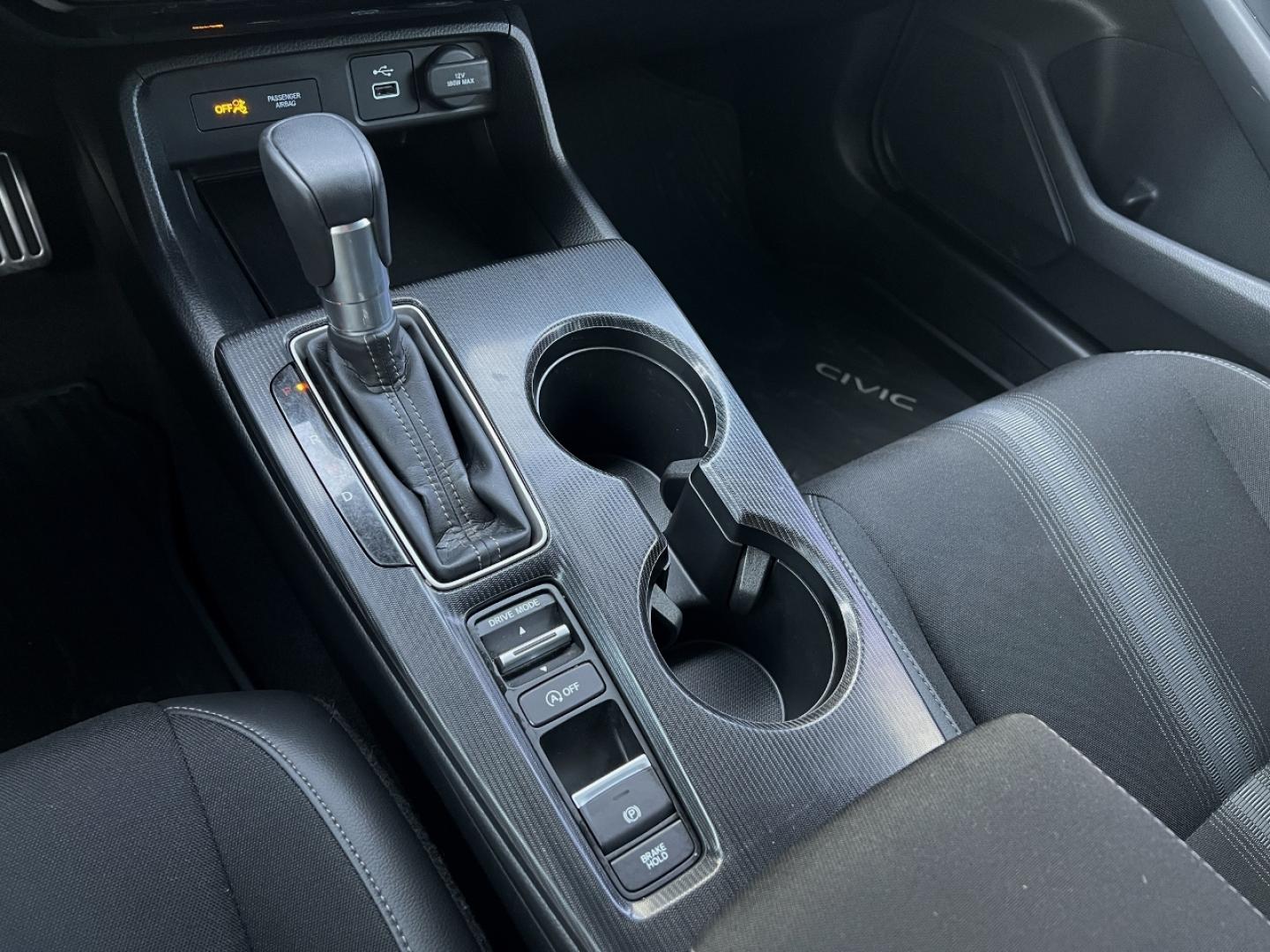 2024 GRAY /Black Cloth Honda Civic Sport Hatchback CVT (19XFL2H87RE) with an 2.0L 4 Cyl. TURBO engine, Automatic transmission, located at 2990 Old Orchard Rd., Jackson, MO, 63755, 37.354214, -89.612106 - 2024 Honda Civic Sport Local 1-Owner Only 10xxx miles Front Wheel Drive 2.0L 4 Cyl. Automatic Backup Camera Bluetooth Remote Start Cruise Power Windows/Locks/Mirrors We have financing available and we accept trades! Fill out a credit application on our website or come by today! If you ha - Photo#22