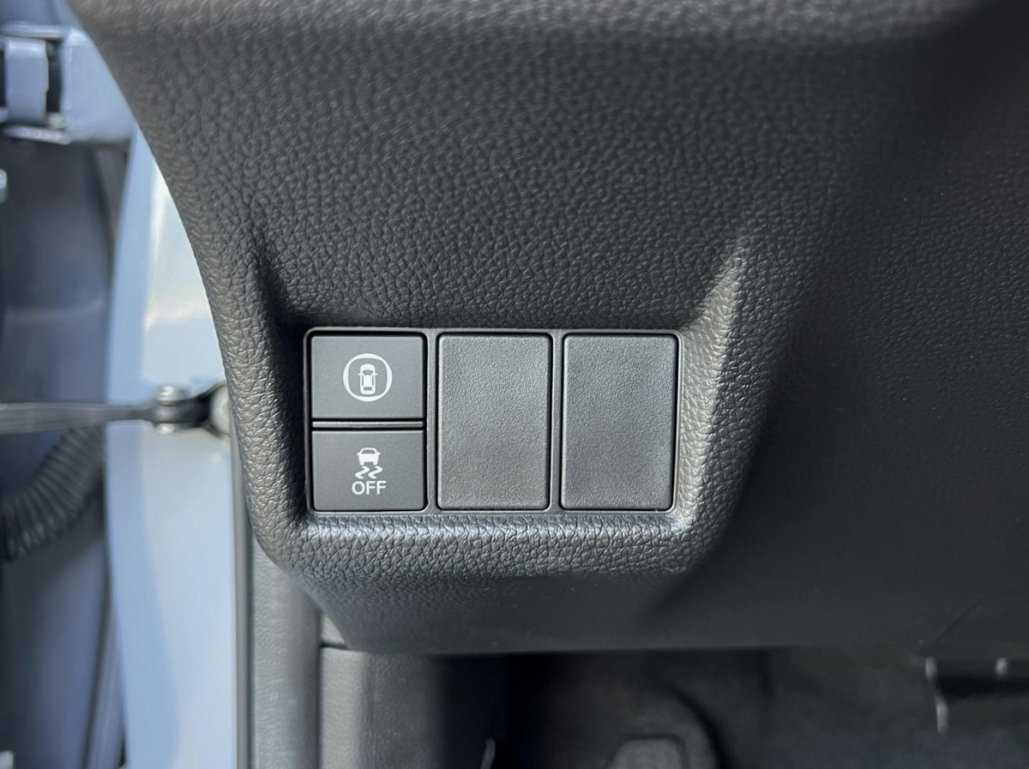 2024 GRAY /Black Cloth Honda Civic Sport Hatchback CVT (19XFL2H87RE) with an 2.0L 4 Cyl. TURBO engine, Automatic transmission, located at 2990 Old Orchard Rd., Jackson, MO, 63755, 37.354214, -89.612106 - 2024 Honda Civic Sport Local 1-Owner Only 10xxx miles Front Wheel Drive 2.0L 4 Cyl. Automatic Backup Camera Bluetooth Remote Start Cruise Power Windows/Locks/Mirrors We have financing available and we accept trades! Fill out a credit application on our website or come by today! If you ha - Photo#29