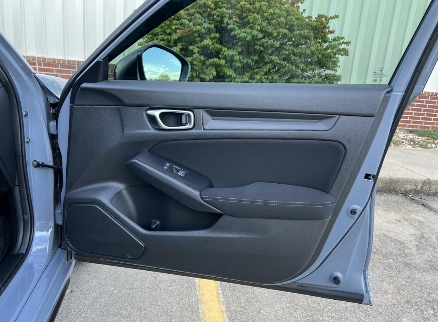 2024 GRAY /Black Cloth Honda Civic Sport Hatchback CVT (19XFL2H87RE) with an 2.0L 4 Cyl. TURBO engine, Automatic transmission, located at 2990 Old Orchard Rd., Jackson, MO, 63755, 37.354214, -89.612106 - 2024 Honda Civic Sport Local 1-Owner Only 10xxx miles Front Wheel Drive 2.0L 4 Cyl. Automatic Backup Camera Bluetooth Remote Start Cruise Power Windows/Locks/Mirrors We have financing available and we accept trades! Fill out a credit application on our website or come by today! If you ha - Photo#13