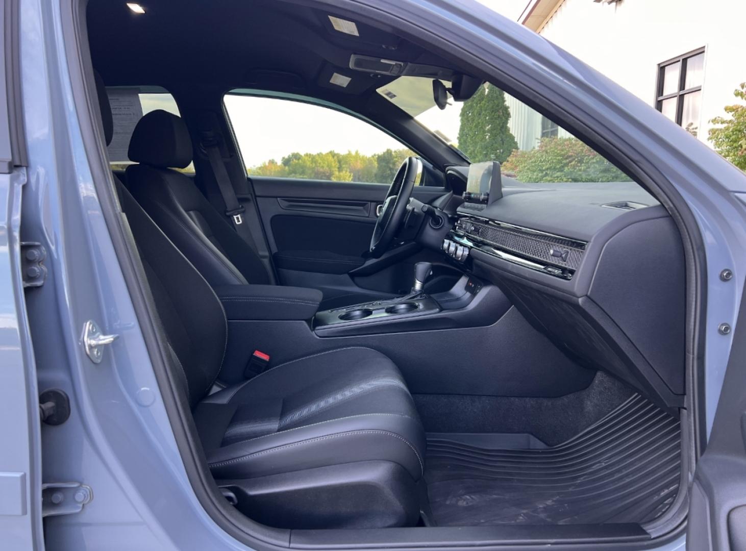 2024 GRAY /Black Cloth Honda Civic Sport Hatchback CVT (19XFL2H87RE) with an 2.0L 4 Cyl. TURBO engine, Automatic transmission, located at 2990 Old Orchard Rd., Jackson, MO, 63755, 37.354214, -89.612106 - 2024 Honda Civic Sport Local 1-Owner Only 10xxx miles Front Wheel Drive 2.0L 4 Cyl. Automatic Backup Camera Bluetooth Remote Start Cruise Power Windows/Locks/Mirrors We have financing available and we accept trades! Fill out a credit application on our website or come by today! If you ha - Photo#14