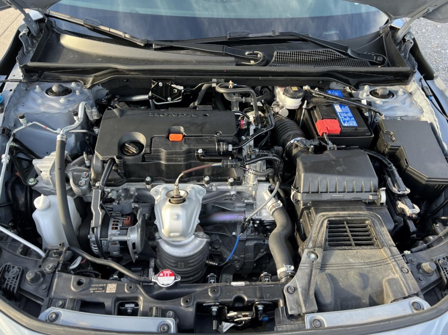 2024 GRAY /Black Cloth Honda Civic Sport Hatchback CVT (19XFL2H87RE) with an 2.0L 4 Cyl. TURBO engine, Automatic transmission, located at 2990 Old Orchard Rd., Jackson, MO, 63755, 37.354214, -89.612106 - 2024 Honda Civic Sport Local 1-Owner Only 10xxx miles Front Wheel Drive 2.0L 4 Cyl. Automatic Backup Camera Bluetooth Remote Start Cruise Power Windows/Locks/Mirrors We have financing available and we accept trades! Fill out a credit application on our website or come by today! If you ha - Photo#31