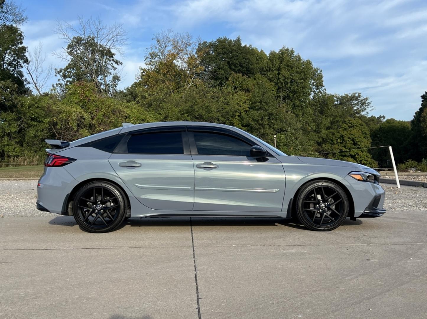 2024 GRAY /Black Cloth Honda Civic Sport Hatchback CVT (19XFL2H87RE) with an 2.0L 4 Cyl. TURBO engine, Automatic transmission, located at 2990 Old Orchard Rd., Jackson, MO, 63755, 37.354214, -89.612106 - 2024 Honda Civic Sport Local 1-Owner Only 10xxx miles Front Wheel Drive 2.0L 4 Cyl. Automatic Backup Camera Bluetooth Remote Start Cruise Power Windows/Locks/Mirrors We have financing available and we accept trades! Fill out a credit application on our website or come by today! If you ha - Photo#6