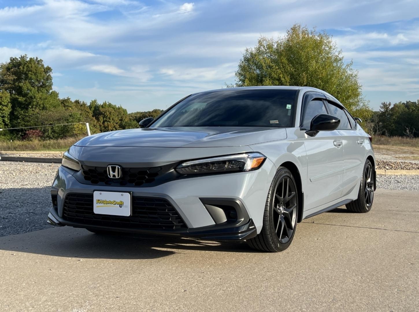 2024 GRAY /Black Cloth Honda Civic Sport Hatchback CVT (19XFL2H87RE) with an 2.0L 4 Cyl. TURBO engine, Automatic transmission, located at 2990 Old Orchard Rd., Jackson, MO, 63755, 37.354214, -89.612106 - 2024 Honda Civic Sport Local 1-Owner Only 10xxx miles Front Wheel Drive 2.0L 4 Cyl. Automatic Backup Camera Bluetooth Remote Start Cruise Power Windows/Locks/Mirrors We have financing available and we accept trades! Fill out a credit application on our website or come by today! If you ha - Photo#4