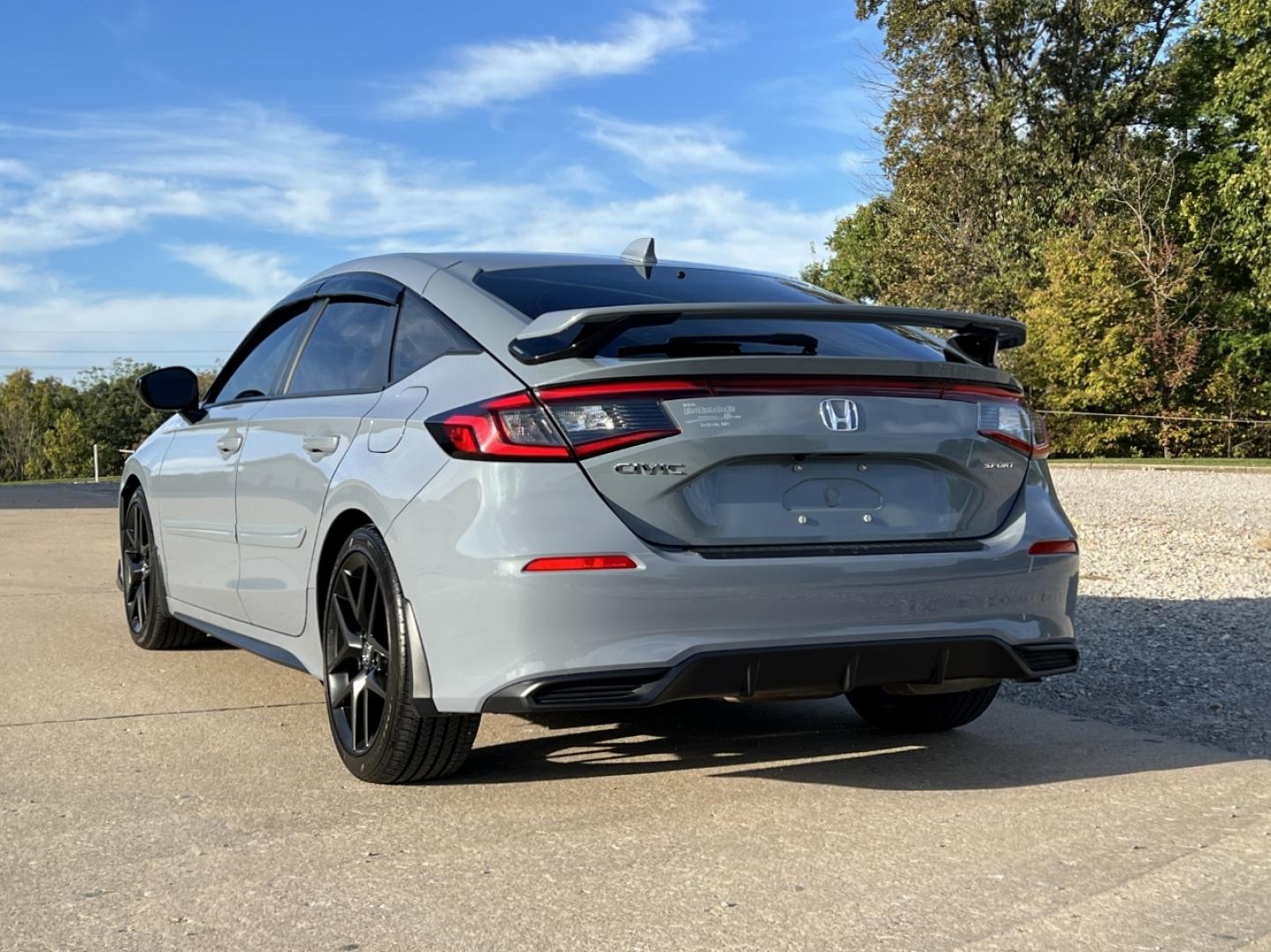 2024 GRAY /Black Cloth Honda Civic Sport Hatchback CVT (19XFL2H87RE) with an 2.0L 4 Cyl. TURBO engine, Automatic transmission, located at 2990 Old Orchard Rd., Jackson, MO, 63755, 37.354214, -89.612106 - 2024 Honda Civic Sport Local 1-Owner Only 10xxx miles Front Wheel Drive 2.0L 4 Cyl. Automatic Backup Camera Bluetooth Remote Start Cruise Power Windows/Locks/Mirrors We have financing available and we accept trades! Fill out a credit application on our website or come by today! If you ha - Photo#8