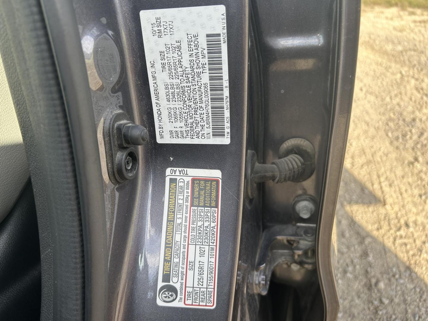 2016 GRAY /Gray Honda CR-V EX-L AWD (5J6RM4H76GL) with an 2.4L L4 DOHC 16V engine, CVT transmission, located at 506 S. Kingshighway, Cape Girardeau, MO, 63703, (573) 235-5000, 37.294991, -89.553635 - 2016 Honda CR-V EX-L 219xxx miles All Wheel Drive 2.4L 4 Cyl. Automatic Leather Backup Camera Power/Heated Seats Sunroof Bluetooth Cruise Power Windows/Locks/Mirrors We have financing available and we accept trades! Fill out a credit application on our website or come by today! If you h - Photo#41