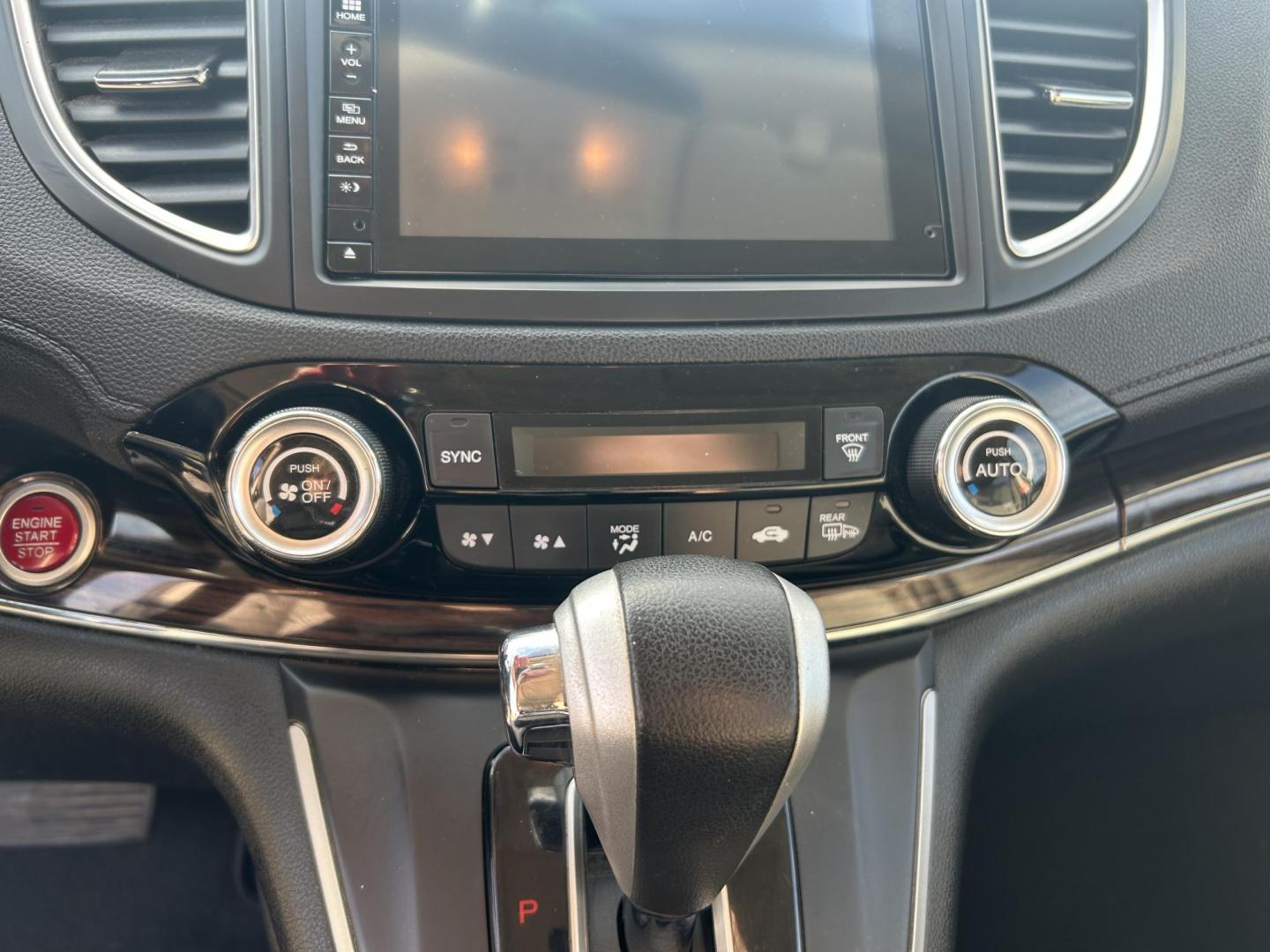 2016 GRAY /Gray Honda CR-V EX-L AWD (5J6RM4H76GL) with an 2.4L L4 DOHC 16V engine, CVT transmission, located at 506 S. Kingshighway, Cape Girardeau, MO, 63703, (573) 235-5000, 37.294991, -89.553635 - 2016 Honda CR-V EX-L 219xxx miles All Wheel Drive 2.4L 4 Cyl. Automatic Leather Backup Camera Power/Heated Seats Sunroof Bluetooth Cruise Power Windows/Locks/Mirrors We have financing available and we accept trades! Fill out a credit application on our website or come by today! If you h - Photo#34