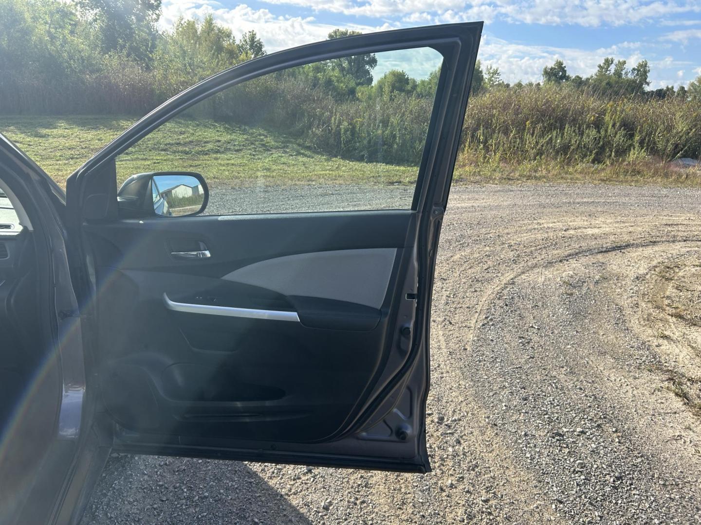 2016 GRAY /Gray Honda CR-V EX-L AWD (5J6RM4H76GL) with an 2.4L L4 DOHC 16V engine, CVT transmission, located at 506 S. Kingshighway, Cape Girardeau, MO, 63703, (573) 235-5000, 37.294991, -89.553635 - 2016 Honda CR-V EX-L 219xxx miles All Wheel Drive 2.4L 4 Cyl. Automatic Leather Backup Camera Power/Heated Seats Sunroof Bluetooth Cruise Power Windows/Locks/Mirrors We have financing available and we accept trades! Fill out a credit application on our website or come by today! If you h - Photo#24