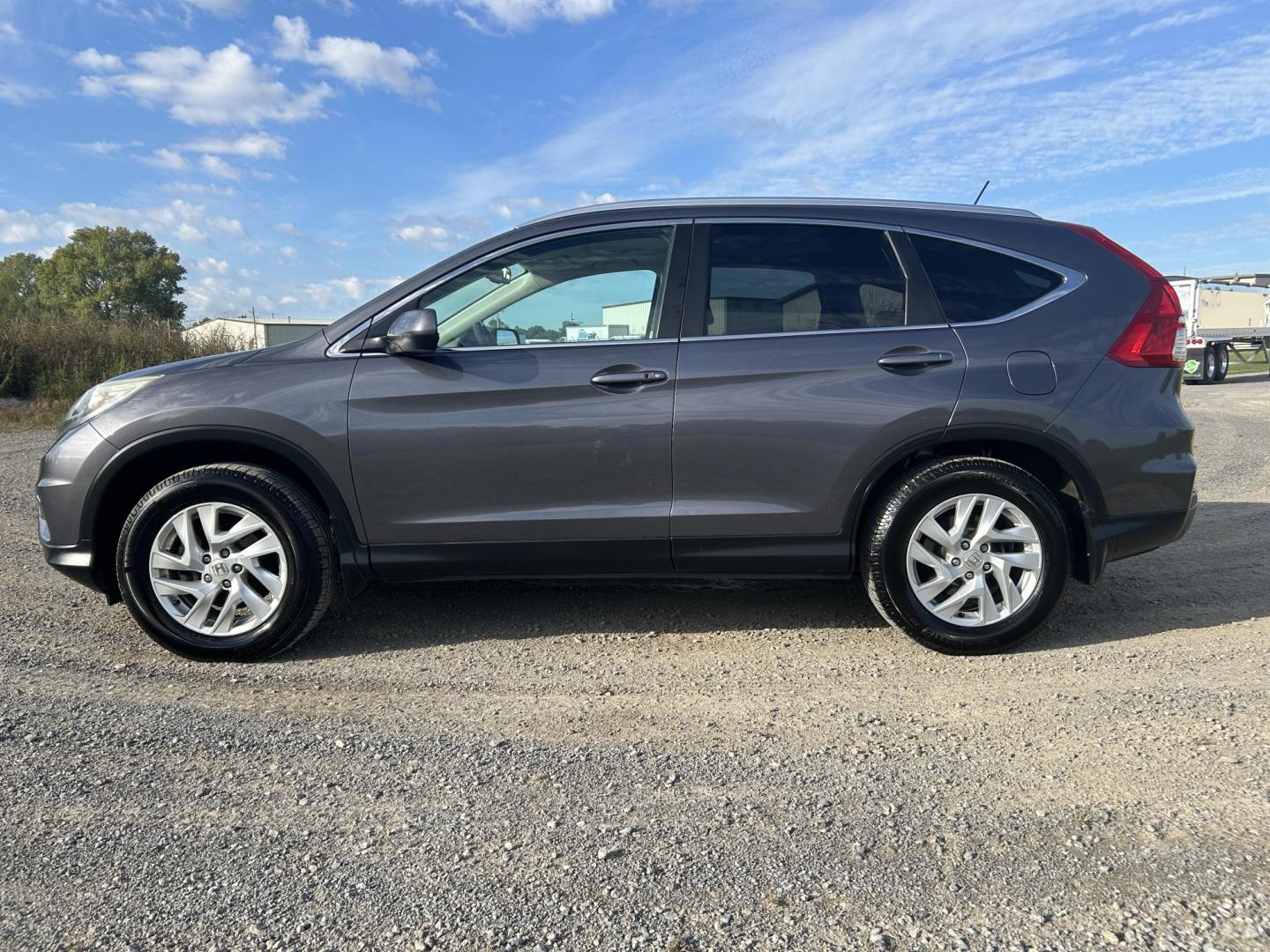 2016 GRAY /Gray Honda CR-V EX-L AWD (5J6RM4H76GL) with an 2.4L L4 DOHC 16V engine, CVT transmission, located at 506 S. Kingshighway, Cape Girardeau, MO, 63703, (573) 235-5000, 37.294991, -89.553635 - 2016 Honda CR-V EX-L 219xxx miles All Wheel Drive 2.4L 4 Cyl. Automatic Leather Backup Camera Power/Heated Seats Sunroof Bluetooth Cruise Power Windows/Locks/Mirrors We have financing available and we accept trades! Fill out a credit application on our website or come by today! If you h - Photo#8