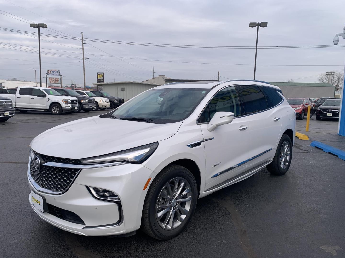 2022 WHITE /Cream Buick Enclave Avenir AWD (5GAEVCKW4NJ) with an 3.6L V6 DOHC 24V engine, Automatic transmission, located at 506 S. Kingshighway, Cape Girardeau, MO, 63703, (573) 235-5000, 37.294991, -89.553635 - 2022 Buick Enclave Avenir AWD Only 40xxx miles!! All Wheel Drive 3.6L 6 Cylinder Automatic Leather Heads Up Display Navigation Integrated Rearview Mirror Dual Climate Control Power/Heated/Cooled Seats Heated Rear Seats Backup Camera Panoramic Sunroof/Moonroof Bluetooth Remote Start P - Photo#2