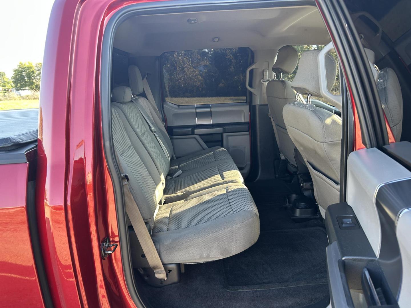 2015 MAROON /Gray Ford F-150 XLT SuperCrew 6.5-ft. Bed 4WD (1FTEW1EP7FK) with an 2.7L V6 DOHC 24V engine, 6-Speed Automatic transmission, located at 506 S. Kingshighway, Cape Girardeau, MO, 63703, (573) 235-5000, 37.294991, -89.553635 - 2015 Ford F-150 XLT 199xxx miles 4x4 2.7L V6 Automatic Backup Camera Heated Front Seats Power Driver Seat Bluetooth Cruise Power Windows/Locks/Mirrors We have financing available and we accept trades! Fill out a credit application on our website or come by today! If you have any question - Photo#22