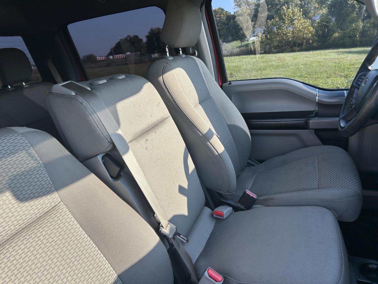 2015 MAROON /Gray Ford F-150 XLT SuperCrew 6.5-ft. Bed 4WD (1FTEW1EP7FK) with an 2.7L V6 DOHC 24V engine, 6-Speed Automatic transmission, located at 506 S. Kingshighway, Cape Girardeau, MO, 63703, (573) 235-5000, 37.294991, -89.553635 - 2015 Ford F-150 XLT 199xxx miles 4x4 2.7L V6 Automatic Backup Camera Heated Front Seats Power Driver Seat Bluetooth Cruise Power Windows/Locks/Mirrors We have financing available and we accept trades! Fill out a credit application on our website or come by today! If you have any question - Photo#17