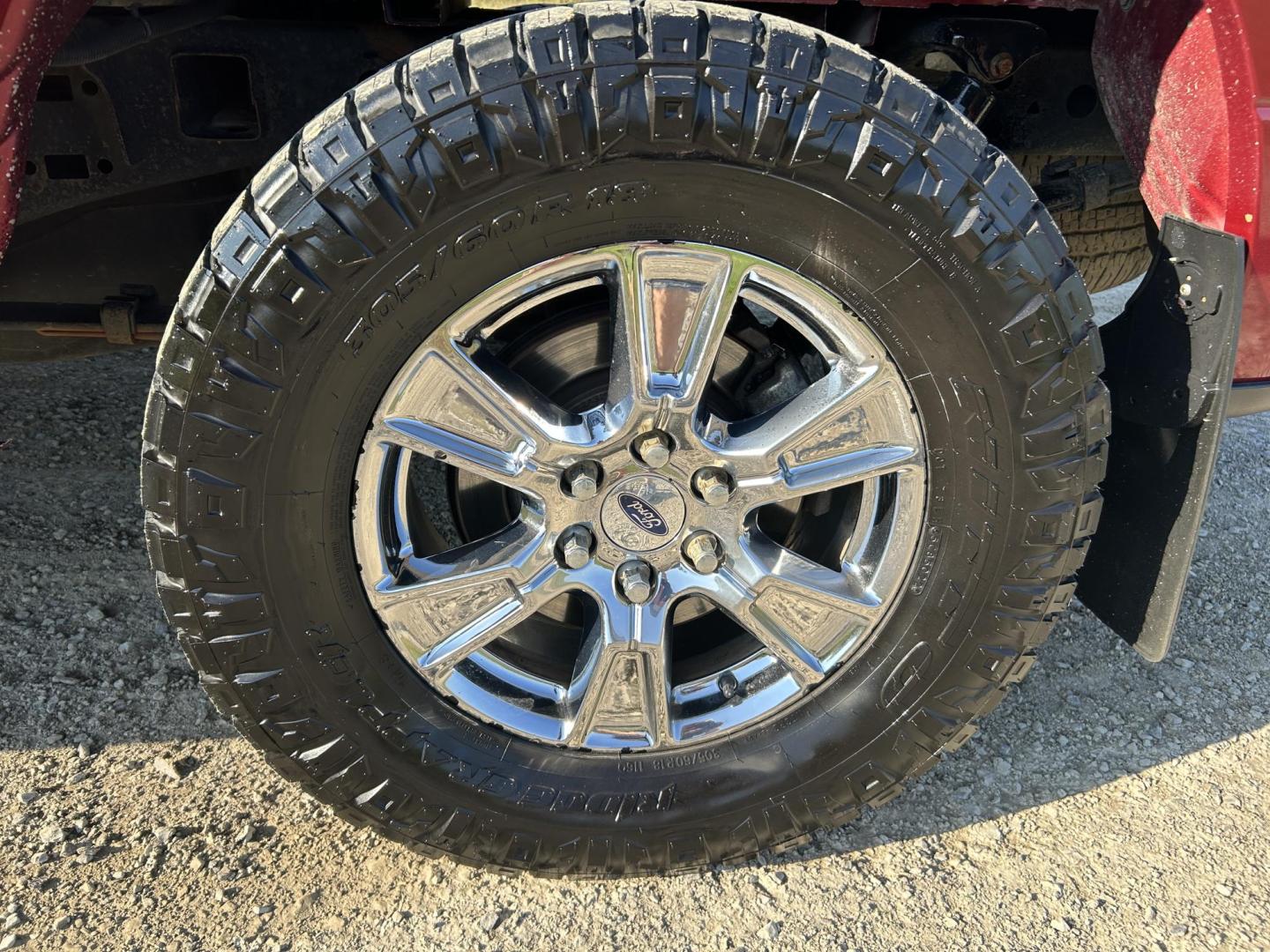 2015 MAROON /Gray Ford F-150 XLT SuperCrew 6.5-ft. Bed 4WD (1FTEW1EP7FK) with an 2.7L V6 DOHC 24V engine, 6-Speed Automatic transmission, located at 506 S. Kingshighway, Cape Girardeau, MO, 63703, (573) 235-5000, 37.294991, -89.553635 - 2015 Ford F-150 XLT 199xxx miles 4x4 2.7L V6 Automatic Backup Camera Heated Front Seats Power Driver Seat Bluetooth Cruise Power Windows/Locks/Mirrors We have financing available and we accept trades! Fill out a credit application on our website or come by today! If you have any question - Photo#43