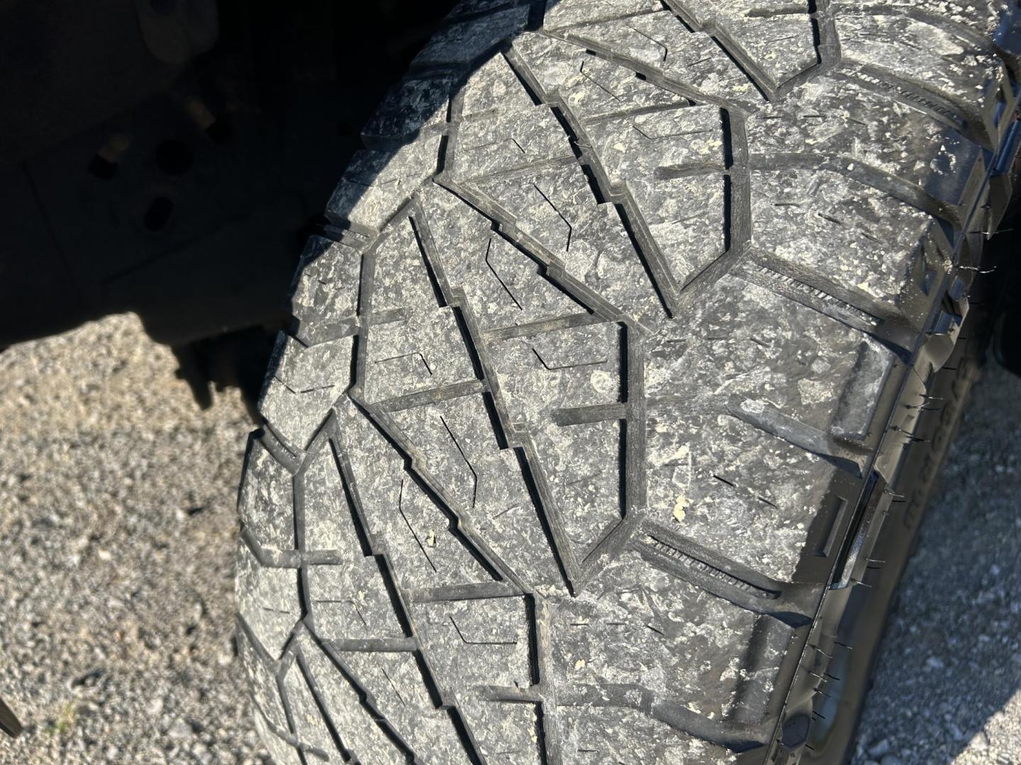 2015 MAROON /Gray Ford F-150 XLT SuperCrew 6.5-ft. Bed 4WD (1FTEW1EP7FK) with an 2.7L V6 DOHC 24V engine, 6-Speed Automatic transmission, located at 506 S. Kingshighway, Cape Girardeau, MO, 63703, (573) 235-5000, 37.294991, -89.553635 - 2015 Ford F-150 XLT 199xxx miles 4x4 2.7L V6 Automatic Backup Camera Heated Front Seats Power Driver Seat Bluetooth Cruise Power Windows/Locks/Mirrors We have financing available and we accept trades! Fill out a credit application on our website or come by today! If you have any question - Photo#41