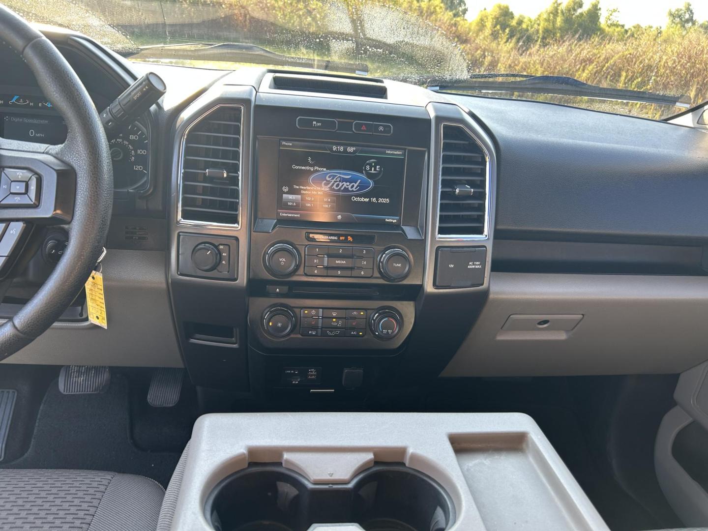2015 MAROON /Gray Ford F-150 XLT SuperCrew 6.5-ft. Bed 4WD (1FTEW1EP7FK) with an 2.7L V6 DOHC 24V engine, 6-Speed Automatic transmission, located at 506 S. Kingshighway, Cape Girardeau, MO, 63703, (573) 235-5000, 37.294991, -89.553635 - 2015 Ford F-150 XLT 199xxx miles 4x4 2.7L V6 Automatic Backup Camera Heated Front Seats Power Driver Seat Bluetooth Cruise Power Windows/Locks/Mirrors We have financing available and we accept trades! Fill out a credit application on our website or come by today! If you have any question - Photo#30