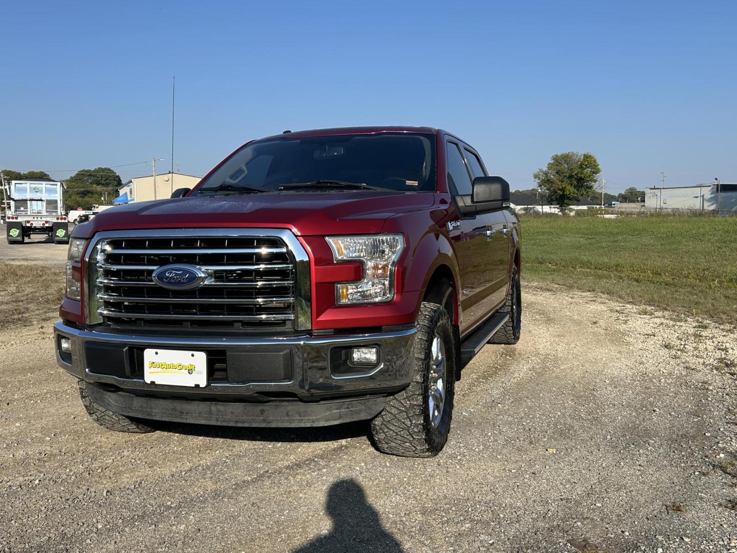 2015 MAROON /Gray Ford F-150 XLT SuperCrew 6.5-ft. Bed 4WD (1FTEW1EP7FK) with an 2.7L V6 DOHC 24V engine, 6-Speed Automatic transmission, located at 506 S. Kingshighway, Cape Girardeau, MO, 63703, (573) 235-5000, 37.294991, -89.553635 - 2015 Ford F-150 XLT 199xxx miles 4x4 2.7L V6 Automatic Backup Camera Heated Front Seats Power Driver Seat Bluetooth Cruise Power Windows/Locks/Mirrors We have financing available and we accept trades! Fill out a credit application on our website or come by today! If you have any question - Photo#7
