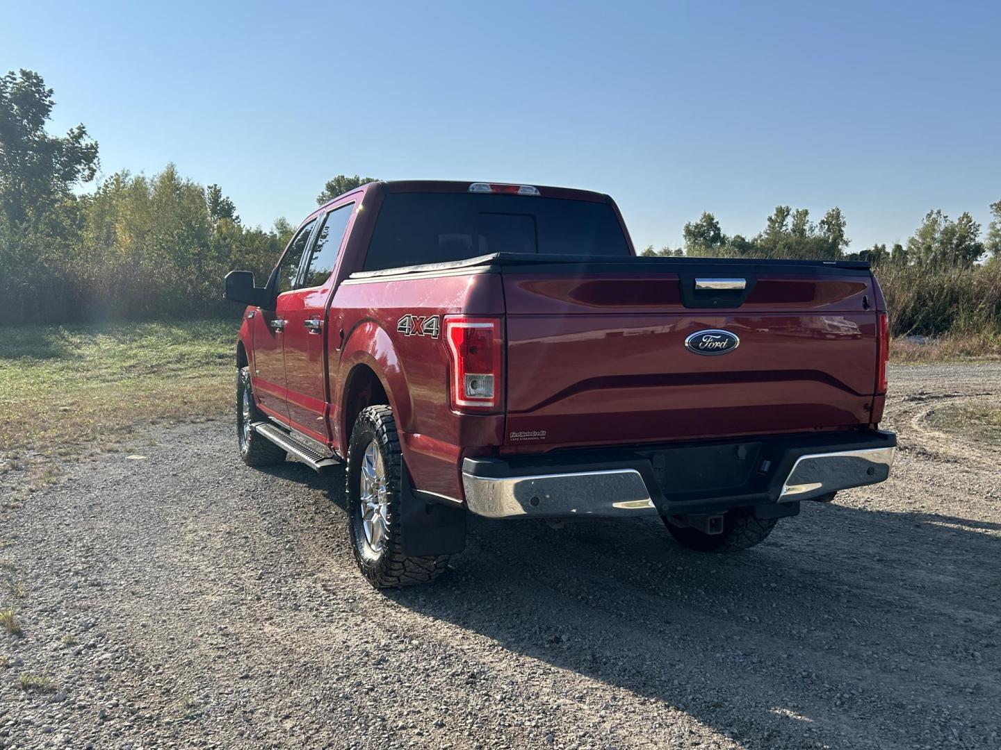 2015 MAROON /Gray Ford F-150 XLT SuperCrew 6.5-ft. Bed 4WD (1FTEW1EP7FK) with an 2.7L V6 DOHC 24V engine, 6-Speed Automatic transmission, located at 506 S. Kingshighway, Cape Girardeau, MO, 63703, (573) 235-5000, 37.294991, -89.553635 - 2015 Ford F-150 XLT 199xxx miles 4x4 2.7L V6 Automatic Backup Camera Heated Front Seats Power Driver Seat Bluetooth Cruise Power Windows/Locks/Mirrors We have financing available and we accept trades! Fill out a credit application on our website or come by today! If you have any question - Photo#9