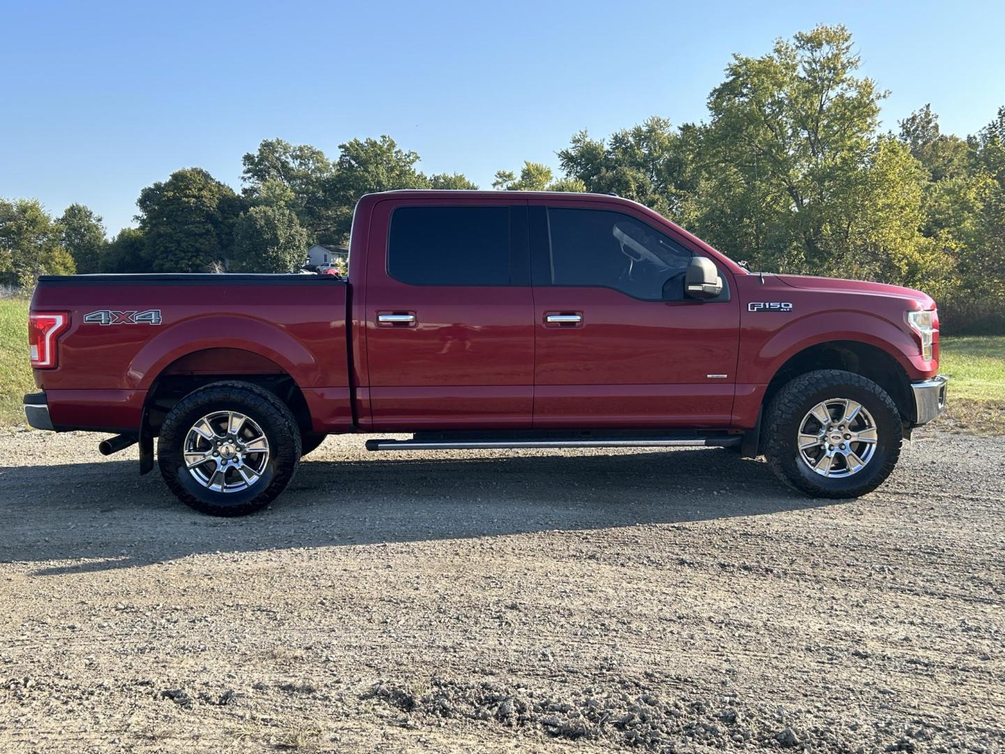 2015 MAROON /Gray Ford F-150 XLT SuperCrew 6.5-ft. Bed 4WD (1FTEW1EP7FK) with an 2.7L V6 DOHC 24V engine, 6-Speed Automatic transmission, located at 506 S. Kingshighway, Cape Girardeau, MO, 63703, (573) 235-5000, 37.294991, -89.553635 - 2015 Ford F-150 XLT 199xxx miles 4x4 2.7L V6 Automatic Backup Camera Heated Front Seats Power Driver Seat Bluetooth Cruise Power Windows/Locks/Mirrors We have financing available and we accept trades! Fill out a credit application on our website or come by today! If you have any question - Photo#12
