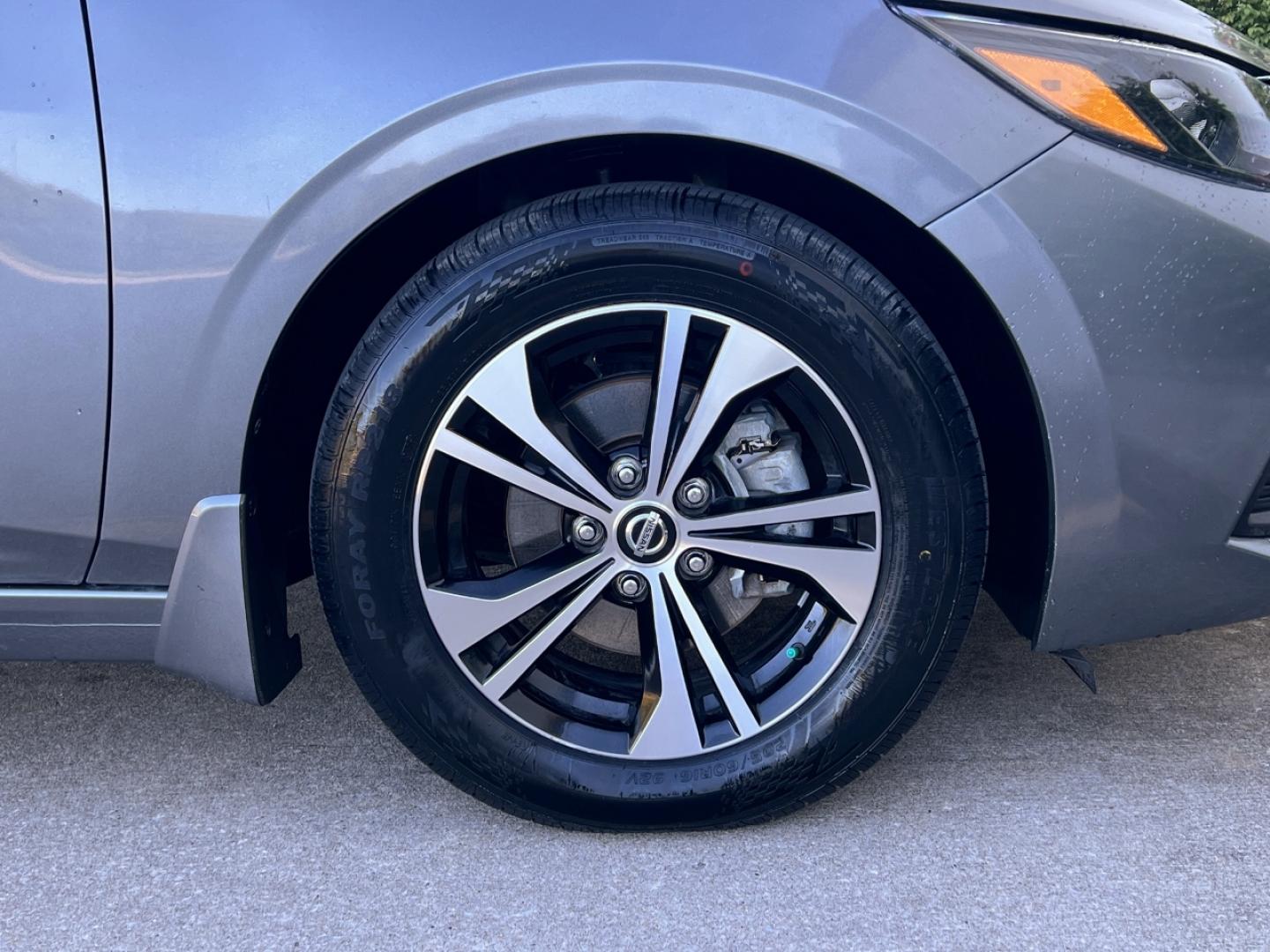 2023 GRAY /Black Nissan Sentra SV (3N1AB8CVXPY) with an 2.0L 4 Cyl. engine, CVT transmission, located at 2990 Old Orchard Rd., Jackson, MO, 63755, 37.354214, -89.612106 - 2023 Nissan Sentra SV Only 19xxx miles Front Wheel Drive 2.0L 4 Cyl. Automatic Backup Camera Heated Seats Heated Steering Wheel Bluetooth Remote Start Cruise Power Windows/Locks/Mirrors We have financing available and we accept trades! Fill out a credit application on our website or come - Photo#35