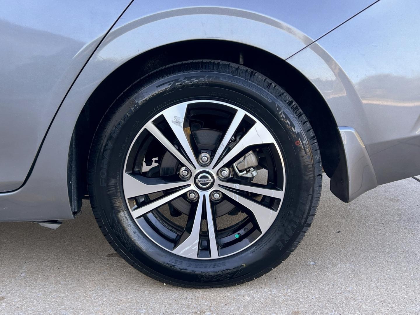 2023 GRAY /Black Nissan Sentra SV (3N1AB8CVXPY) with an 2.0L 4 Cyl. engine, CVT transmission, located at 2990 Old Orchard Rd., Jackson, MO, 63755, 37.354214, -89.612106 - 2023 Nissan Sentra SV Only 19xxx miles Front Wheel Drive 2.0L 4 Cyl. Automatic Backup Camera Heated Seats Heated Steering Wheel Bluetooth Remote Start Cruise Power Windows/Locks/Mirrors We have financing available and we accept trades! Fill out a credit application on our website or come - Photo#33