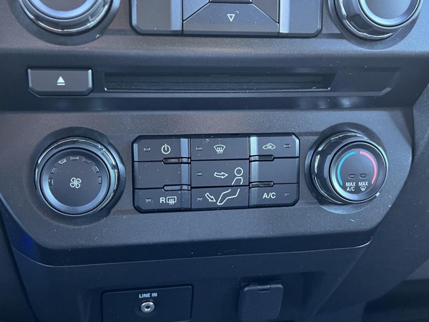 2017 RED /Gray Cloth Ford F-350 SD STX Crew Cab Long Bed 4WD (1FT8W3BT0HE) with an 6.7L V8 OHV 16V DIESEL engine, Automatic transmission, located at 2990 Old Orchard Rd., Jackson, MO, 63755, 37.354214, -89.612106 - 2017 Ford F-350 Super Duty STX FX4 Off Road 1-Owner Only 40xxx miles 4x4 6.7L V8 Turbo Diesel Automatic Backup Camera Bluetooth Remote Start Cruise Power Windows/Locks/Mirrors We have financing available and we accept trades! Fill out a credit application on our website or come by today! - Photo#24