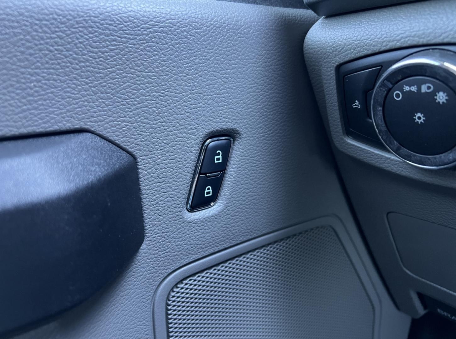 2017 RED /Gray Cloth Ford F-350 SD STX Crew Cab Long Bed 4WD (1FT8W3BT0HE) with an 6.7L V8 OHV 16V DIESEL engine, Automatic transmission, located at 2990 Old Orchard Rd., Jackson, MO, 63755, 37.354214, -89.612106 - 2017 Ford F-350 Super Duty STX FX4 Off Road 1-Owner Only 40xxx miles 4x4 6.7L V8 Turbo Diesel Automatic Backup Camera Bluetooth Remote Start Cruise Power Windows/Locks/Mirrors We have financing available and we accept trades! Fill out a credit application on our website or come by today! - Photo#27