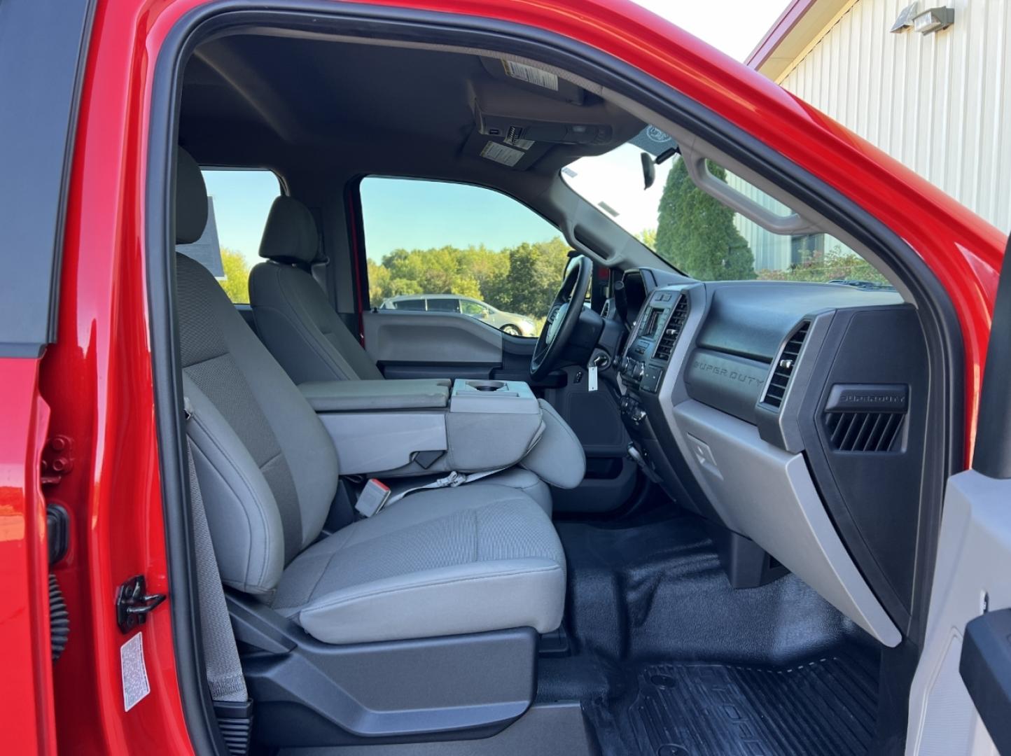 2017 RED /Gray Cloth Ford F-350 SD STX Crew Cab Long Bed 4WD (1FT8W3BT0HE) with an 6.7L V8 OHV 16V DIESEL engine, Automatic transmission, located at 2990 Old Orchard Rd., Jackson, MO, 63755, 37.354214, -89.612106 - 2017 Ford F-350 Super Duty STX FX4 Off Road 1-Owner Only 40xxx miles 4x4 6.7L V8 Turbo Diesel Automatic Backup Camera Bluetooth Remote Start Cruise Power Windows/Locks/Mirrors We have financing available and we accept trades! Fill out a credit application on our website or come by today! - Photo#15
