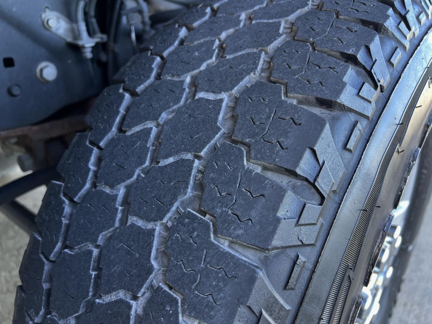 2017 RED /Gray Cloth Ford F-350 SD STX Crew Cab Long Bed 4WD (1FT8W3BT0HE) with an 6.7L V8 OHV 16V DIESEL engine, Automatic transmission, located at 2990 Old Orchard Rd., Jackson, MO, 63755, 37.354214, -89.612106 - 2017 Ford F-350 Super Duty STX FX4 Off Road 1-Owner Only 40xxx miles 4x4 6.7L V8 Turbo Diesel Automatic Backup Camera Bluetooth Remote Start Cruise Power Windows/Locks/Mirrors We have financing available and we accept trades! Fill out a credit application on our website or come by today! - Photo#33