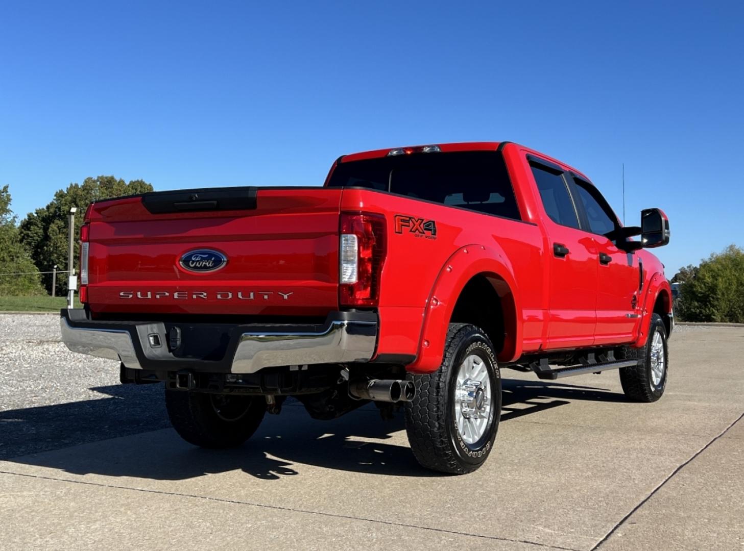 2017 RED /Gray Cloth Ford F-350 SD STX Crew Cab Long Bed 4WD (1FT8W3BT0HE) with an 6.7L V8 OHV 16V DIESEL engine, Automatic transmission, located at 2990 Old Orchard Rd., Jackson, MO, 63755, 37.354214, -89.612106 - 2017 Ford F-350 Super Duty STX FX4 Off Road 1-Owner Only 40xxx miles 4x4 6.7L V8 Turbo Diesel Automatic Backup Camera Bluetooth Remote Start Cruise Power Windows/Locks/Mirrors We have financing available and we accept trades! Fill out a credit application on our website or come by today! - Photo#8